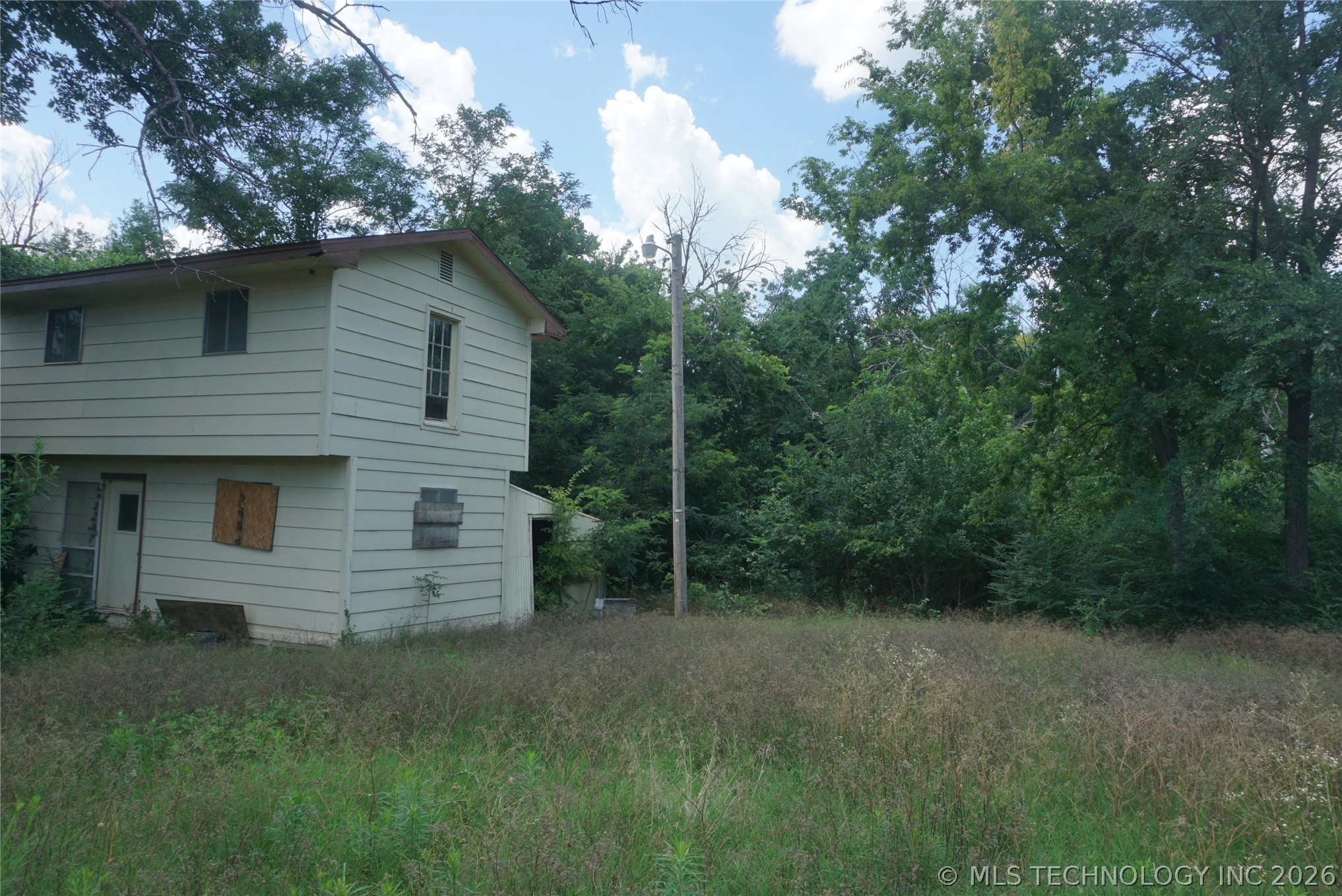 206 E Scott Street Henryetta OK 74437