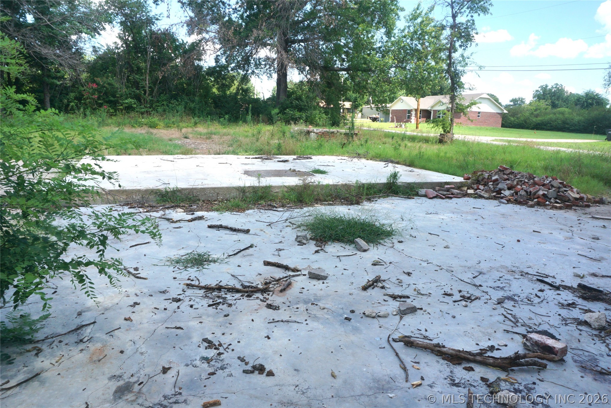 206 E Scott Street Henryetta OK 74437