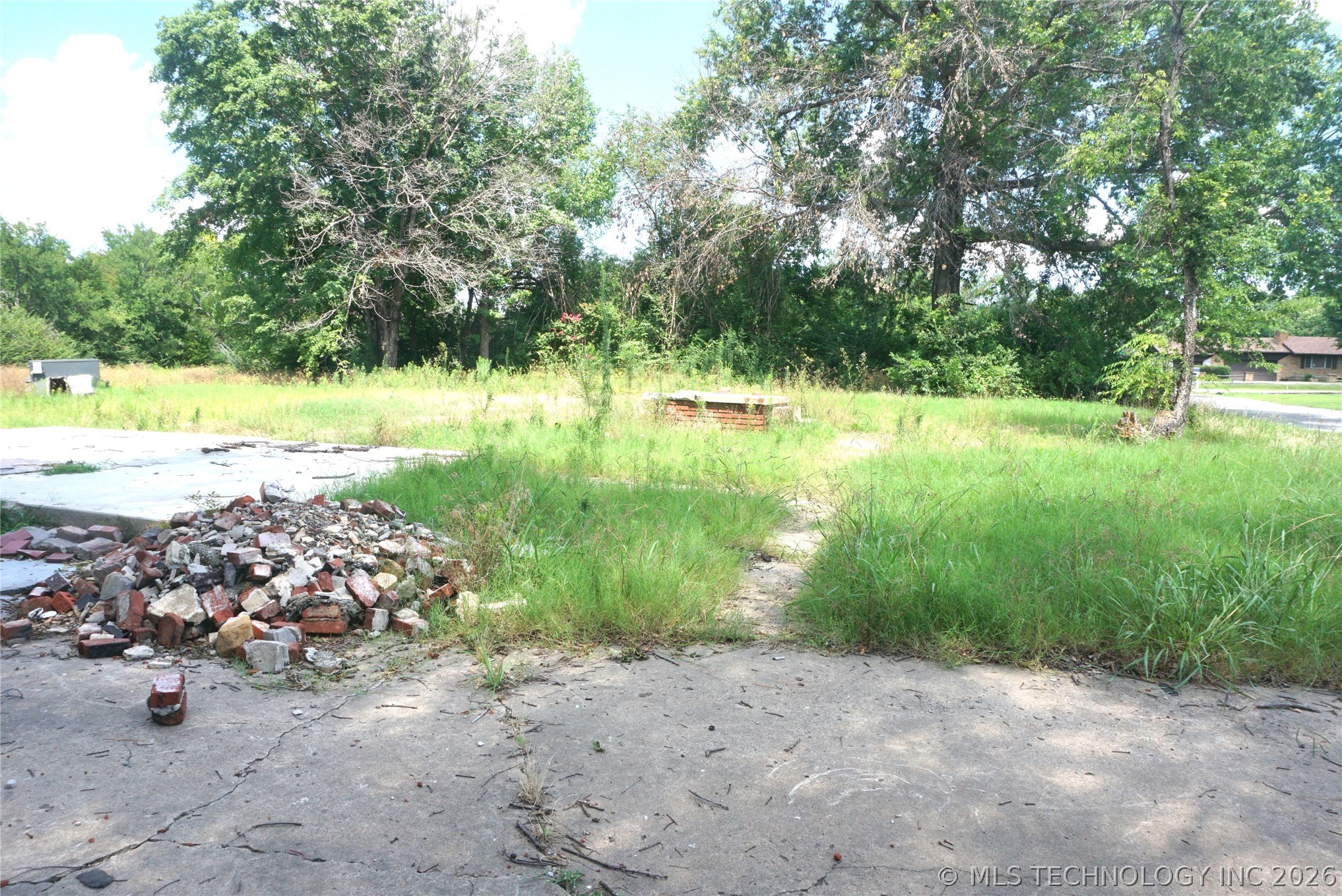 206 E Scott Street Henryetta OK 74437