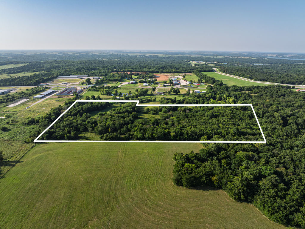 1697 Highway 70 E Kingston OK 73439