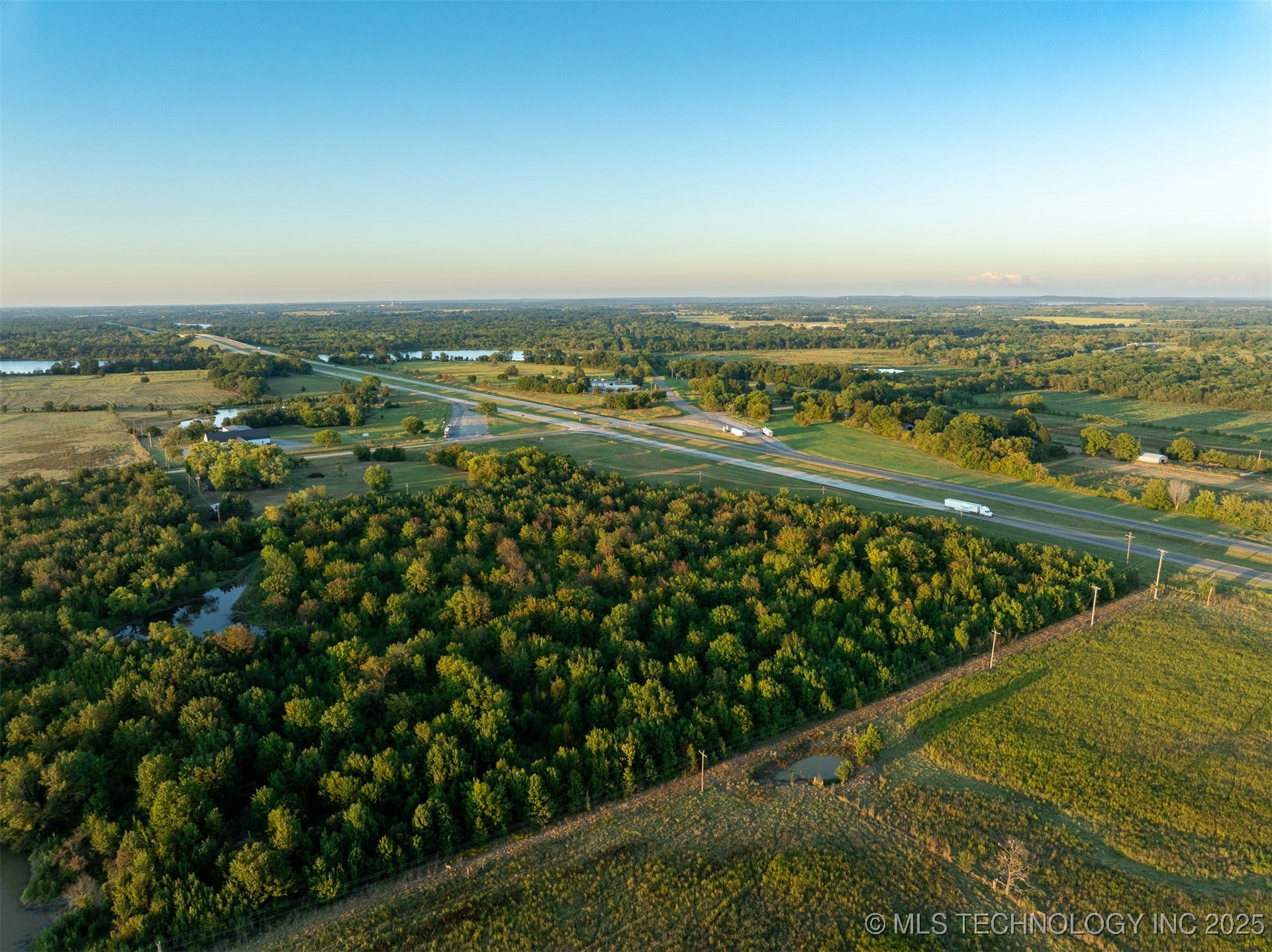 7 W 90th Street N Porter OK 74454