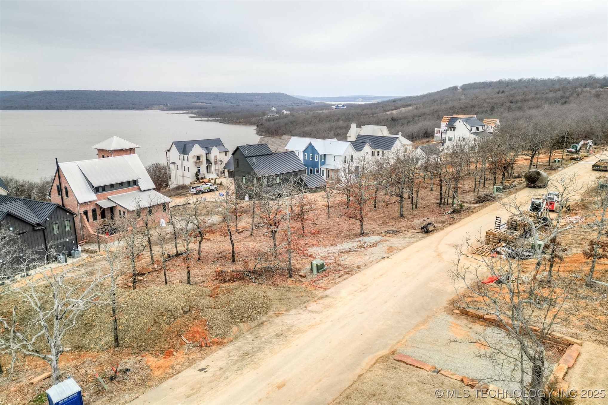 114 Sandstone Drive Carlton Landing OK 74432