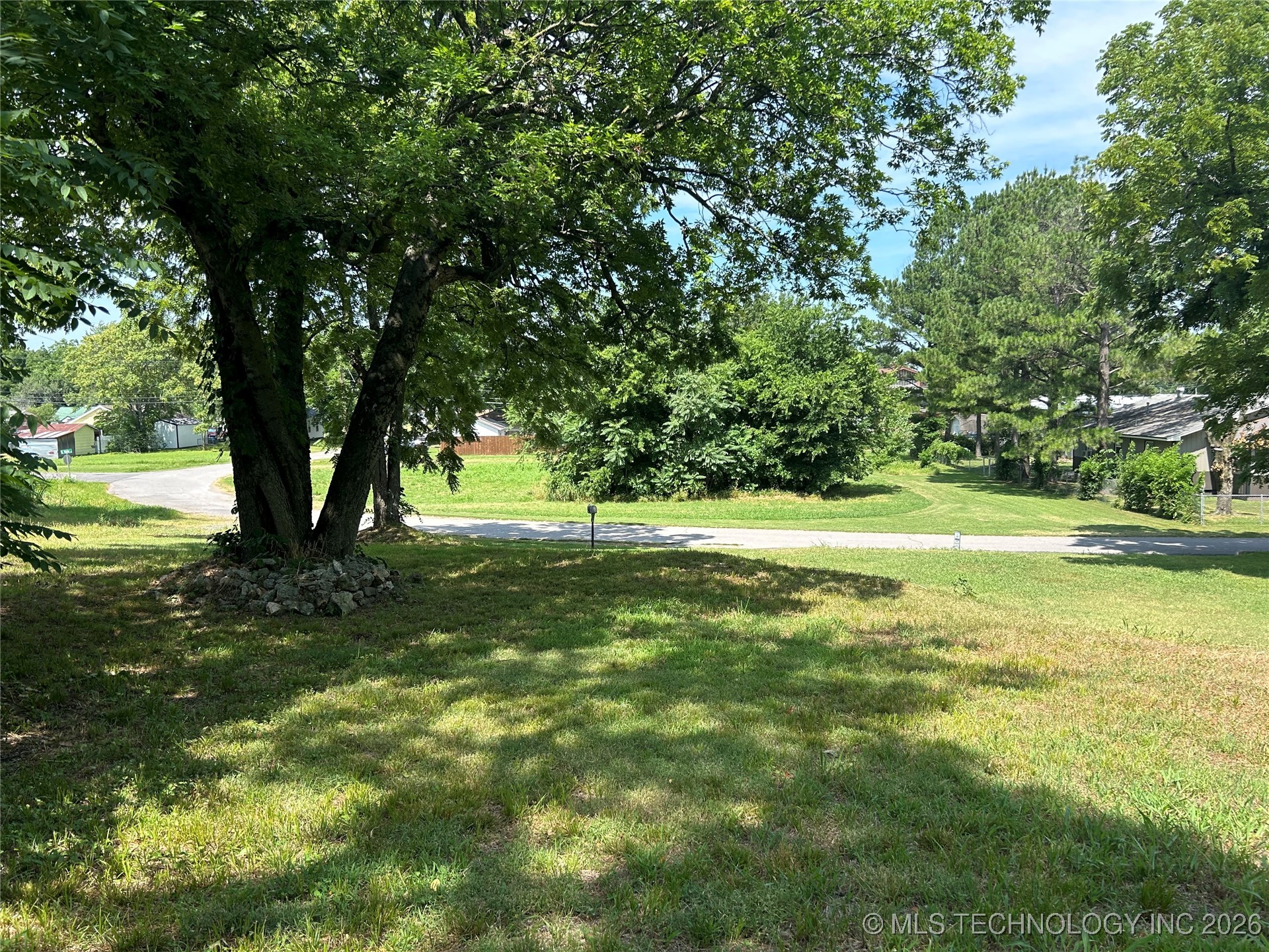 306 N Water Locust Grove OK 74352