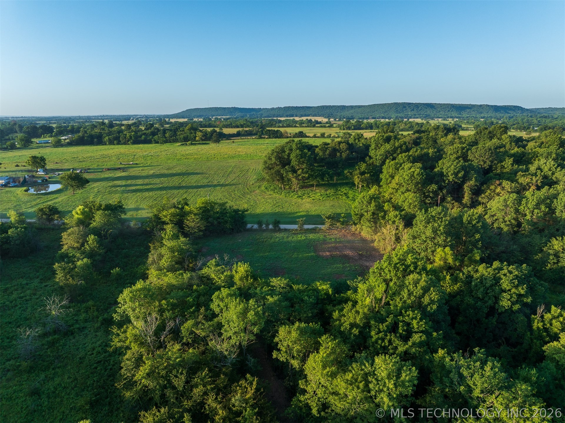 1 E 1020 Road Warner OK 74469