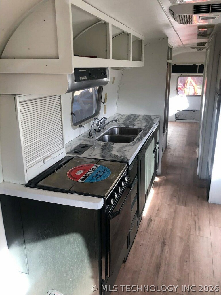 621 N Deep Cove Drive Cleveland OK 74020