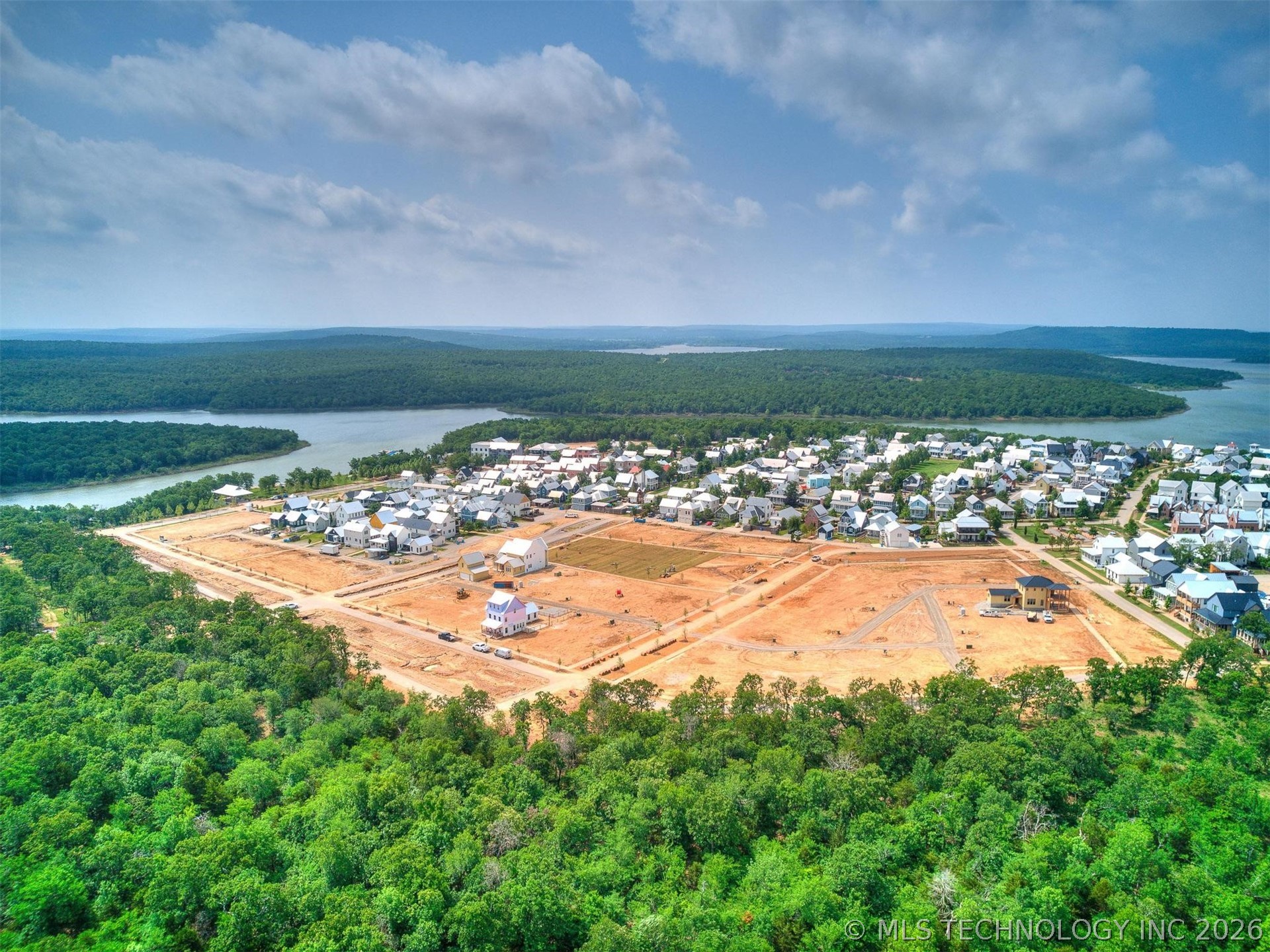 32 Hill Street Carlton Landing OK 74432