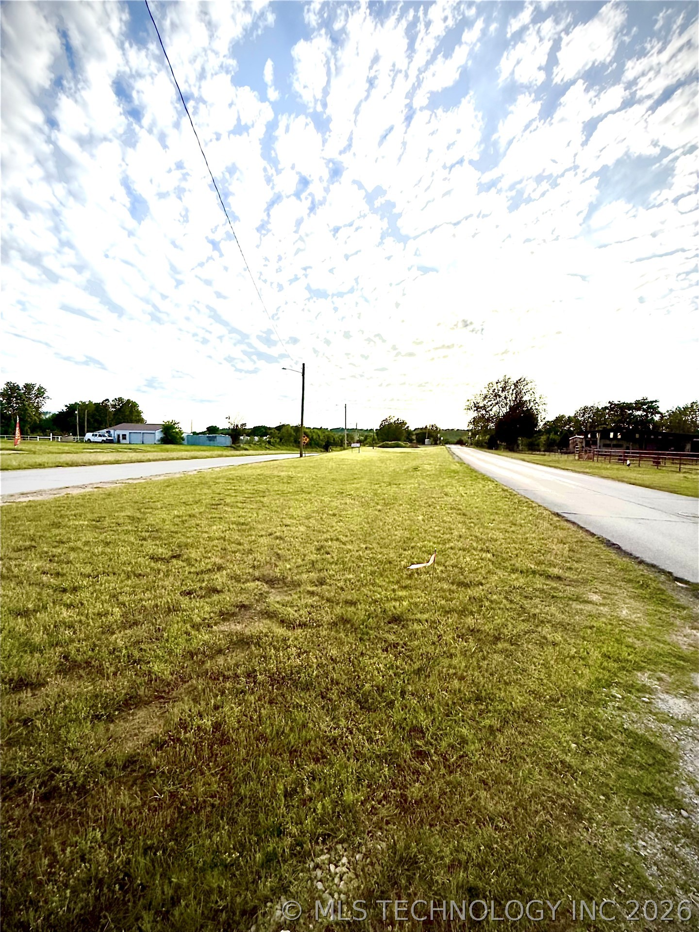 805 Robertson Highway Henryetta OK 74437