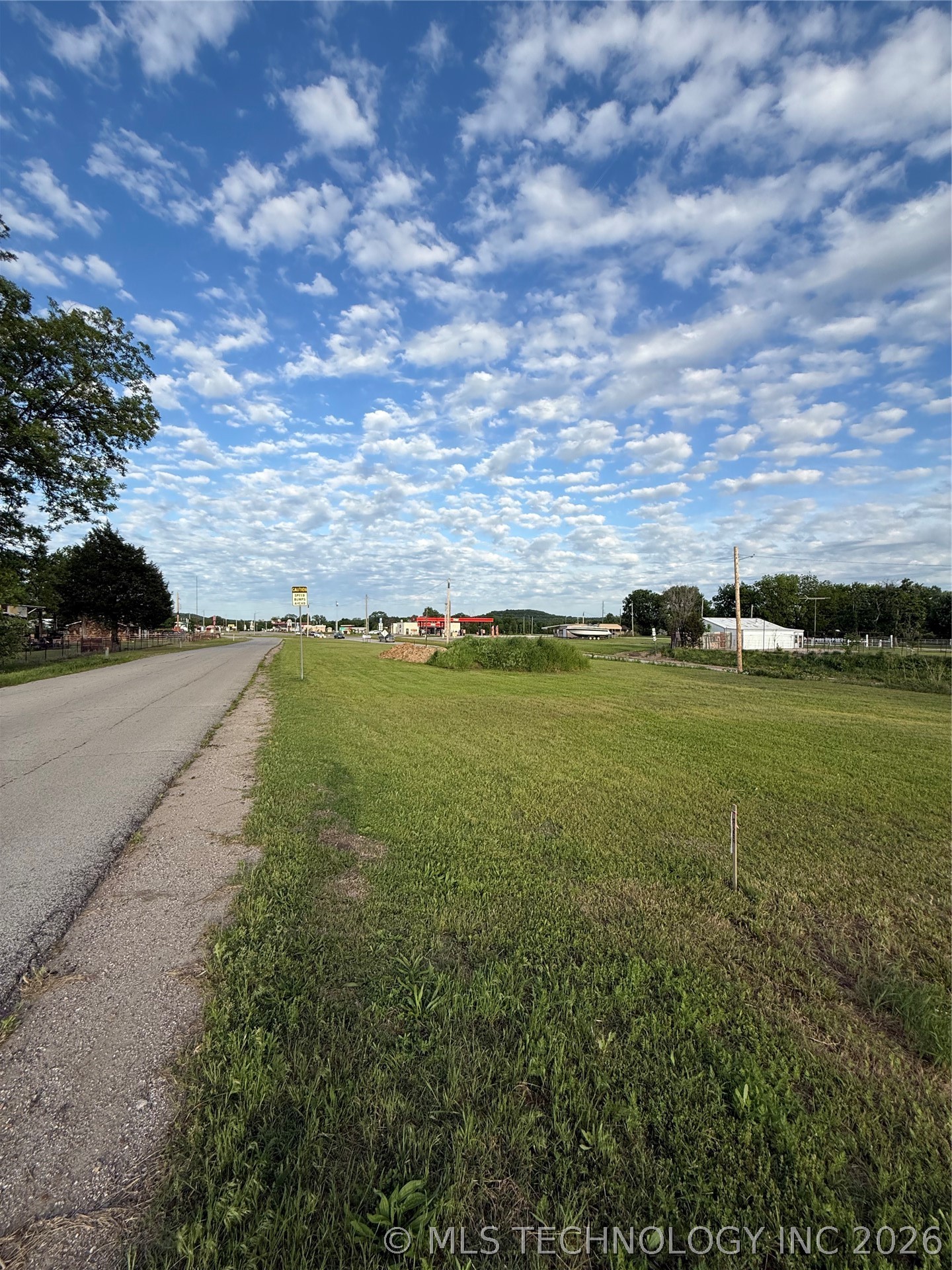 805 Robertson Highway Henryetta OK 74437