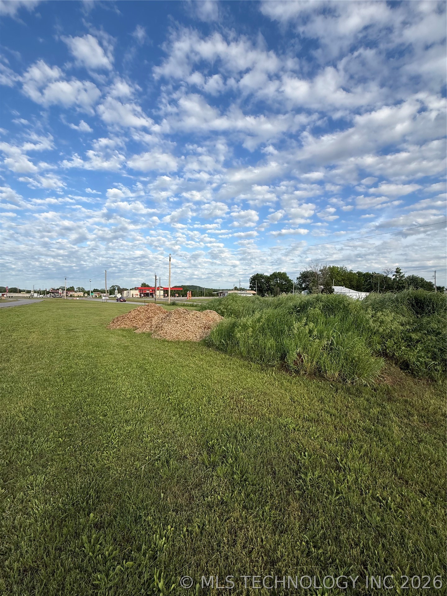 805 Robertson Highway Henryetta OK 74437