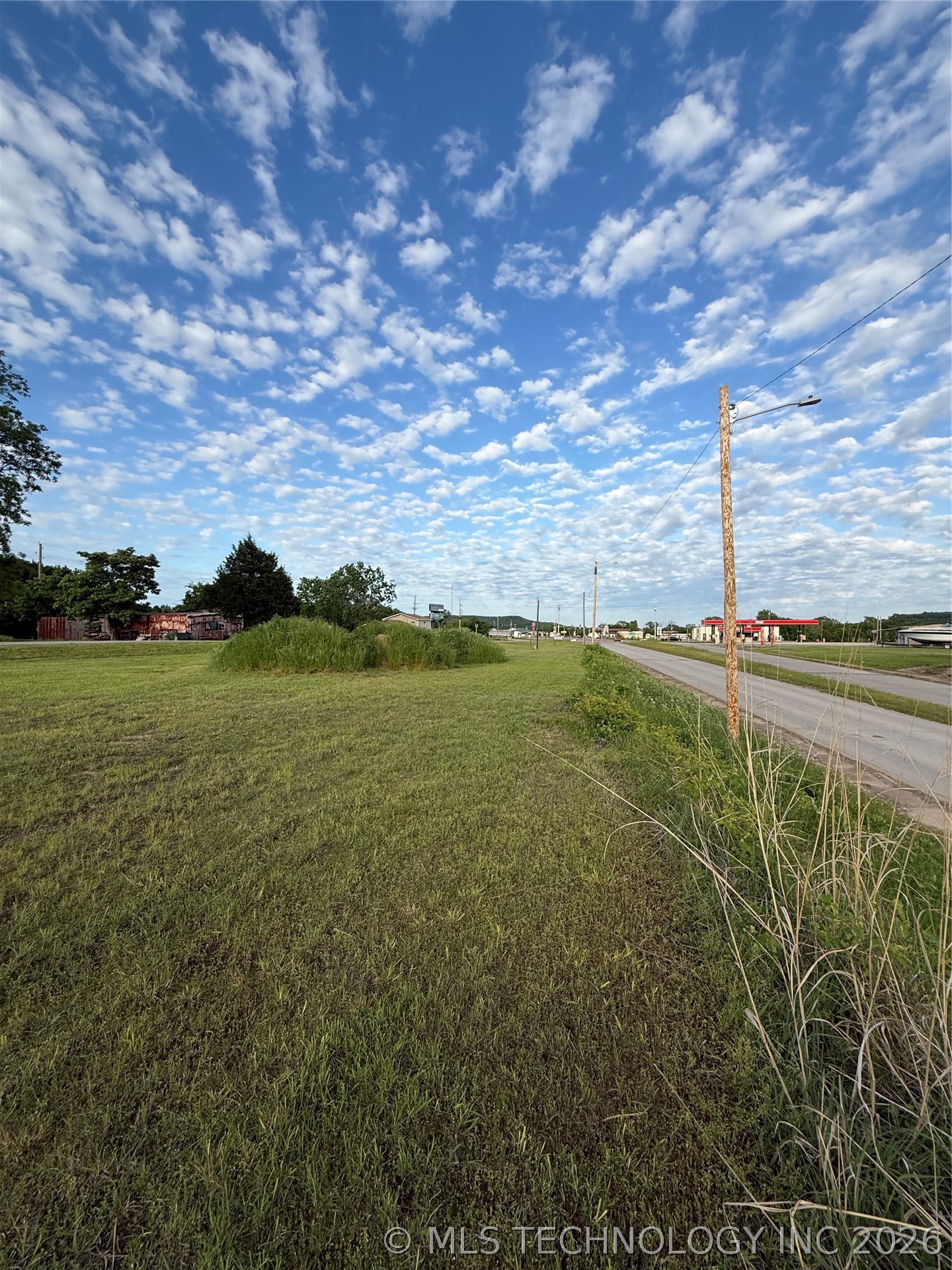 805 Robertson Highway Henryetta OK 74437