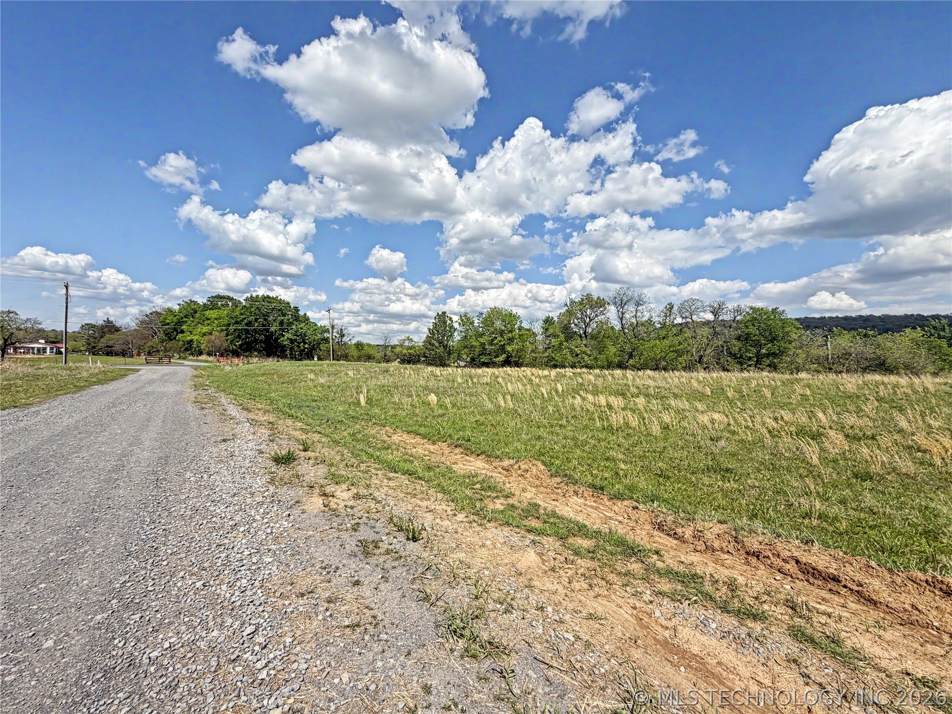 404 S Thunder Road Fort Gibson OK 74434