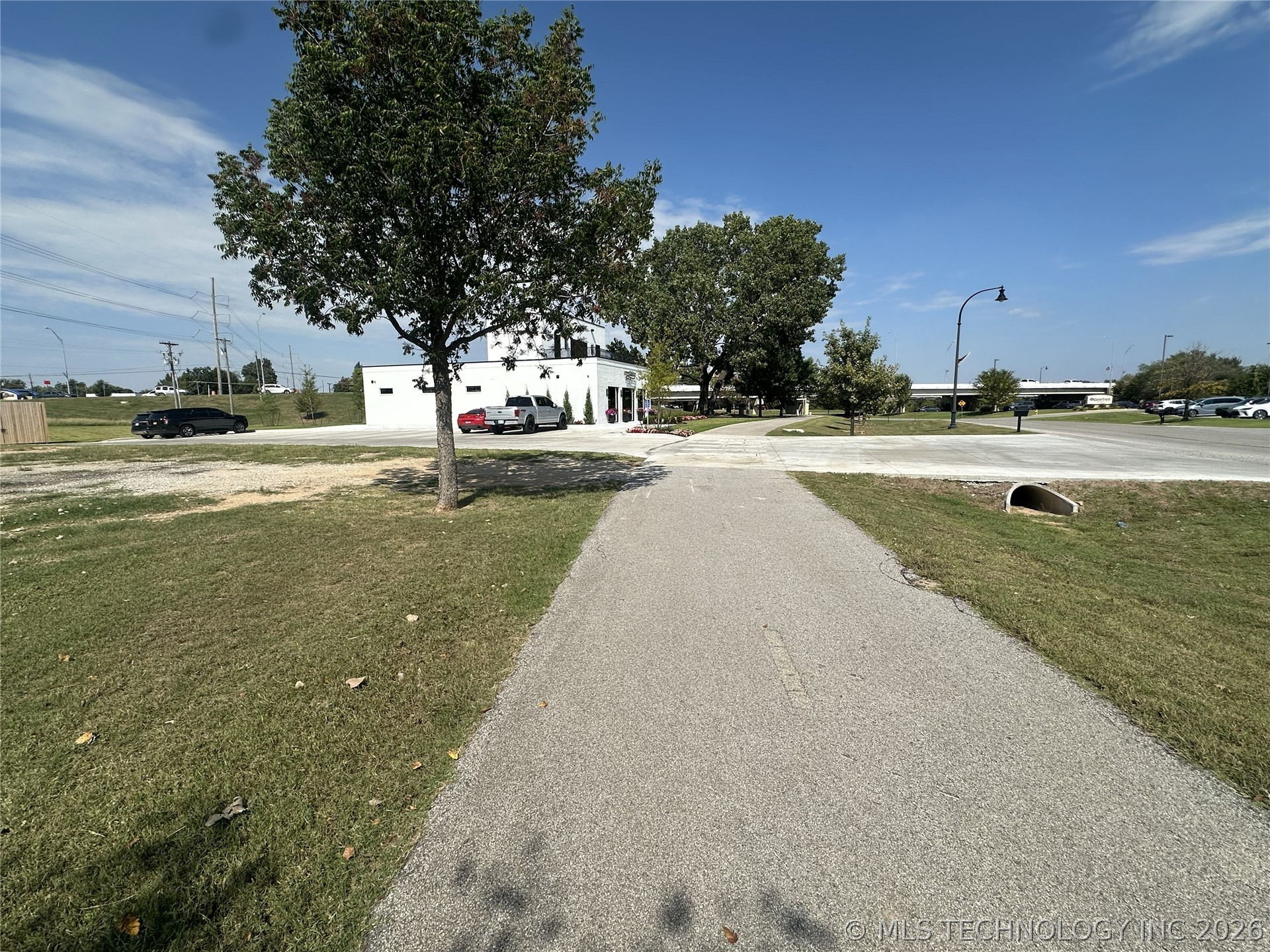 S Aquarium Drive Jenks OK 74037