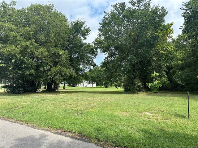 917 Martin Luther King Drive Okmulgee OK 74447