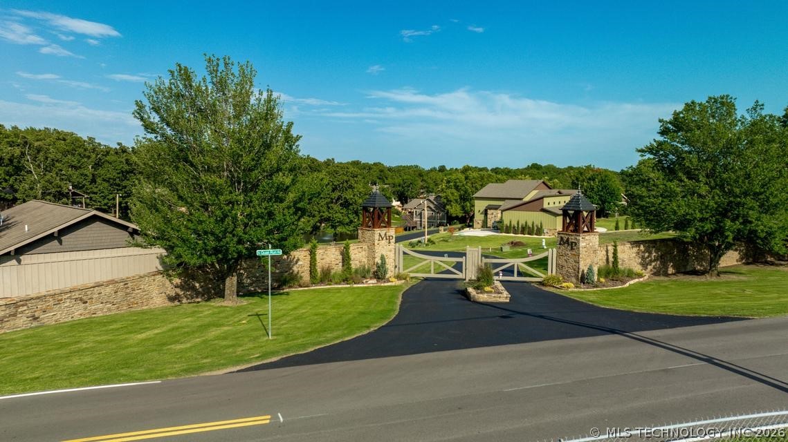 15 Upper Waterfall Road Grove OK 74344