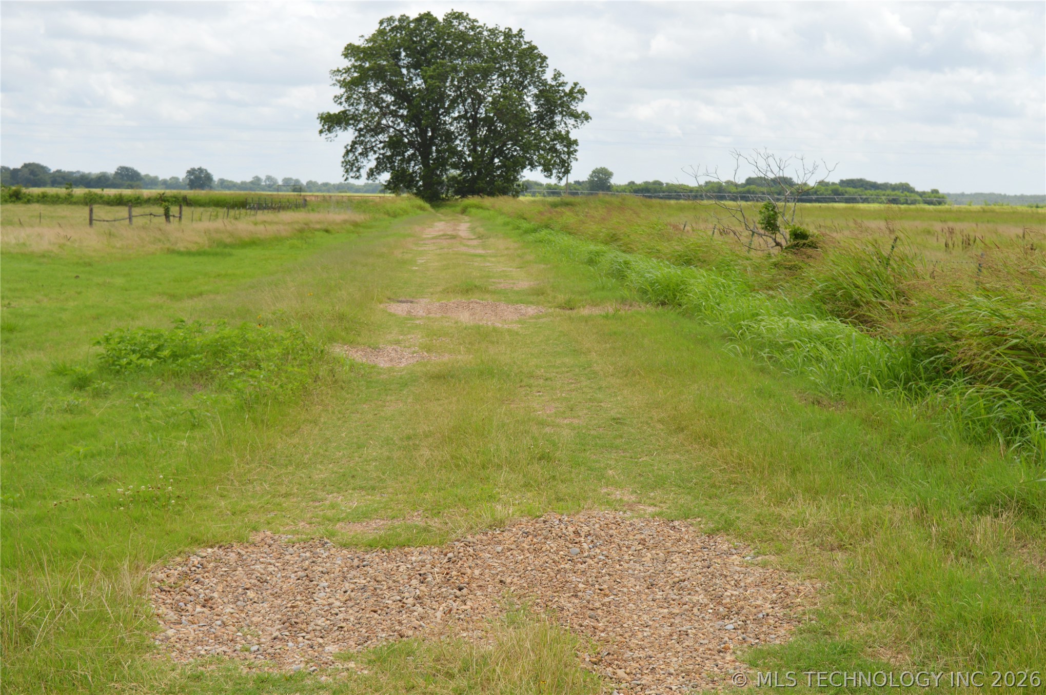 64 S Highway 109 Hugo OK 74743