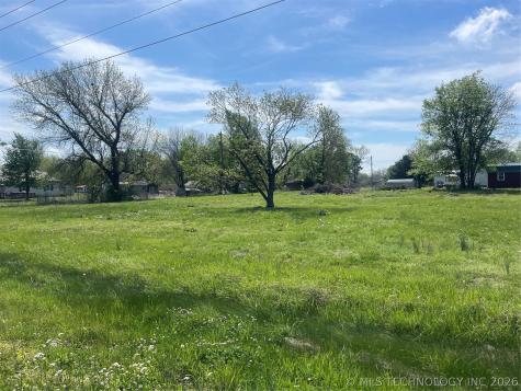 346 N Willow Nowata OK 74048