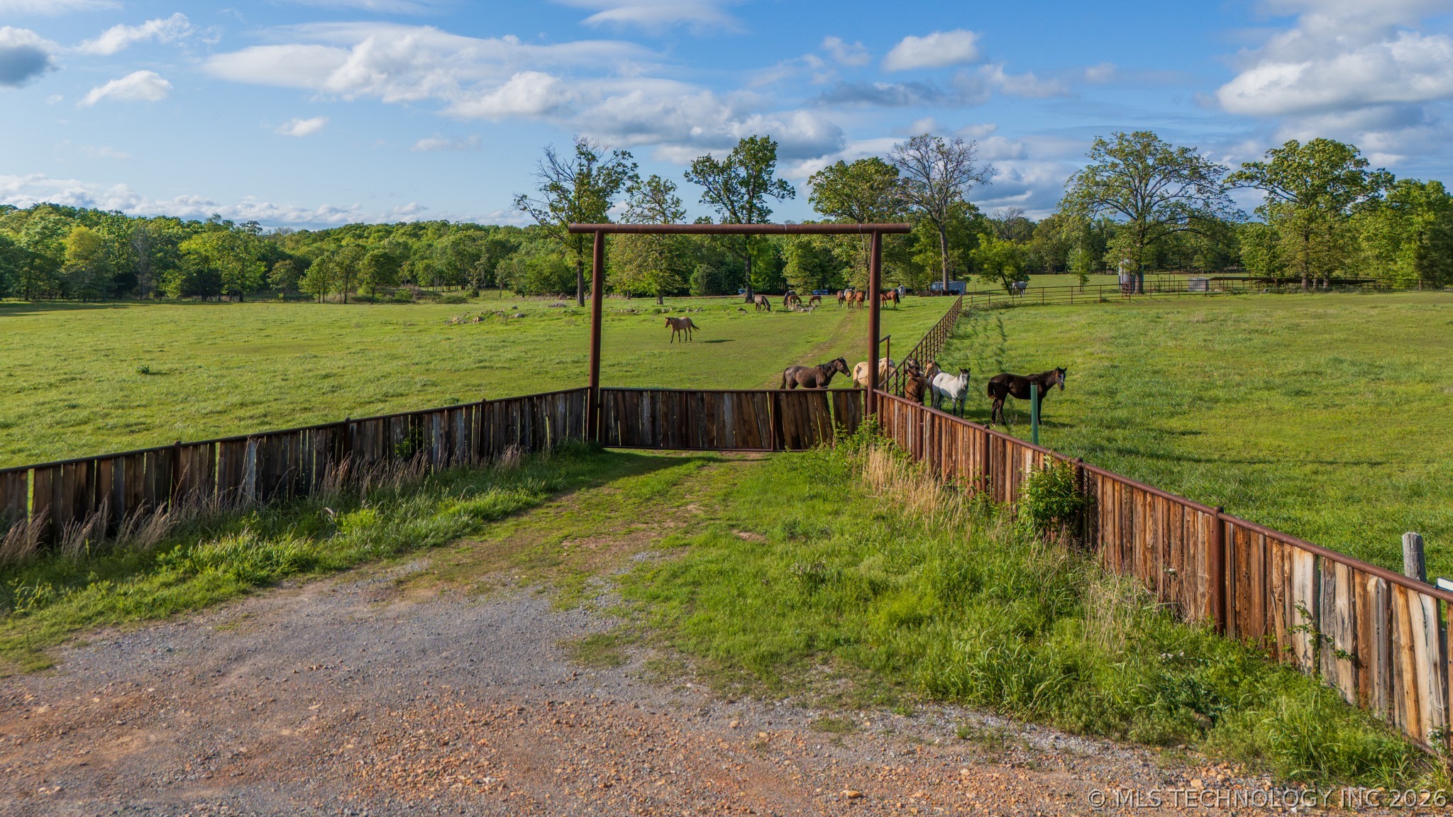 7885 E 590 Road Locust Grove OK 74352