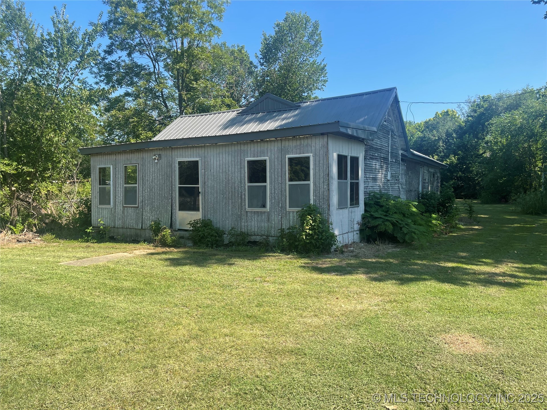 409 E State Highway 1 Allen OK 74825