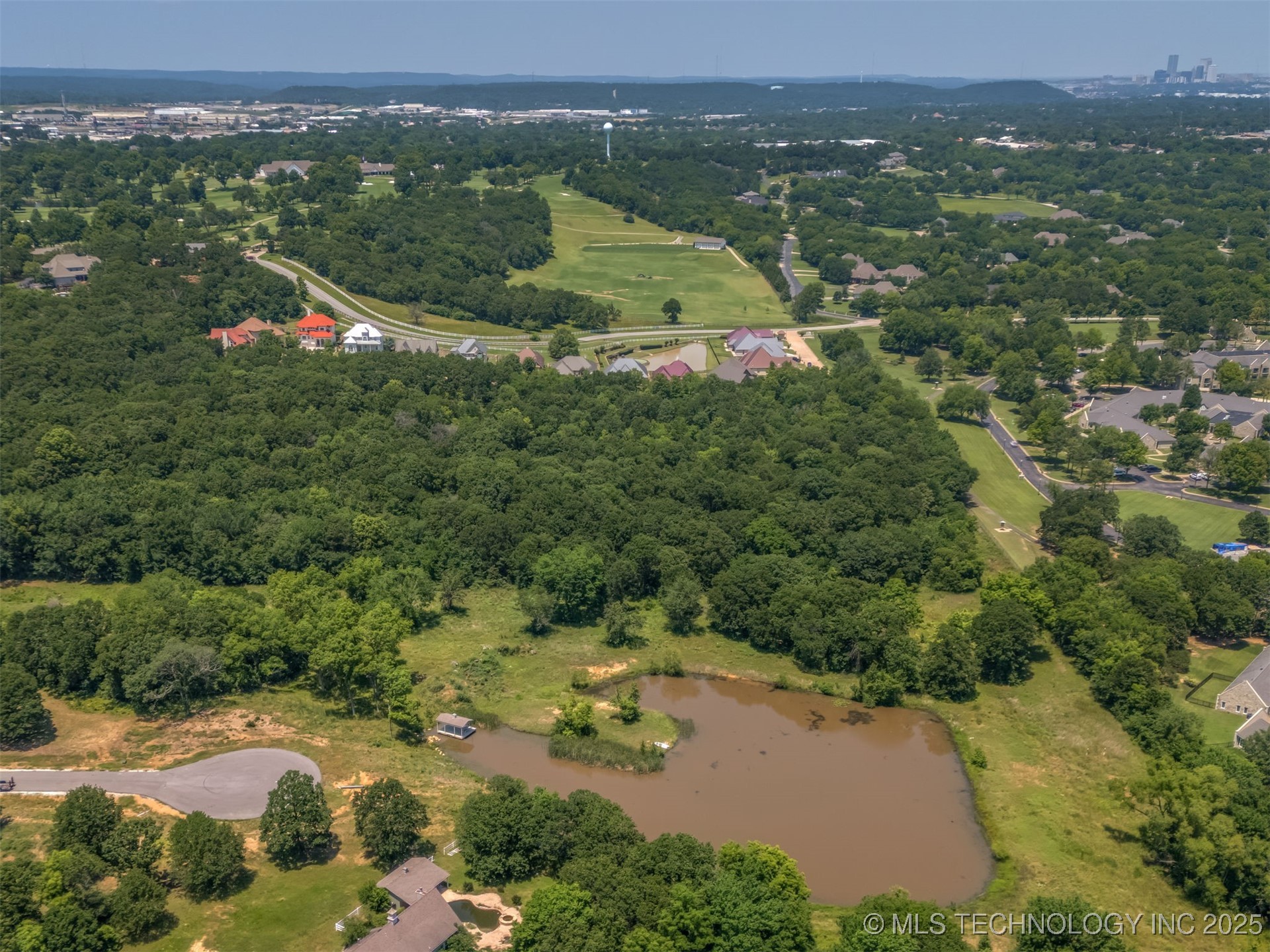 3881 Oak Timber Drive Tulsa OK 74131