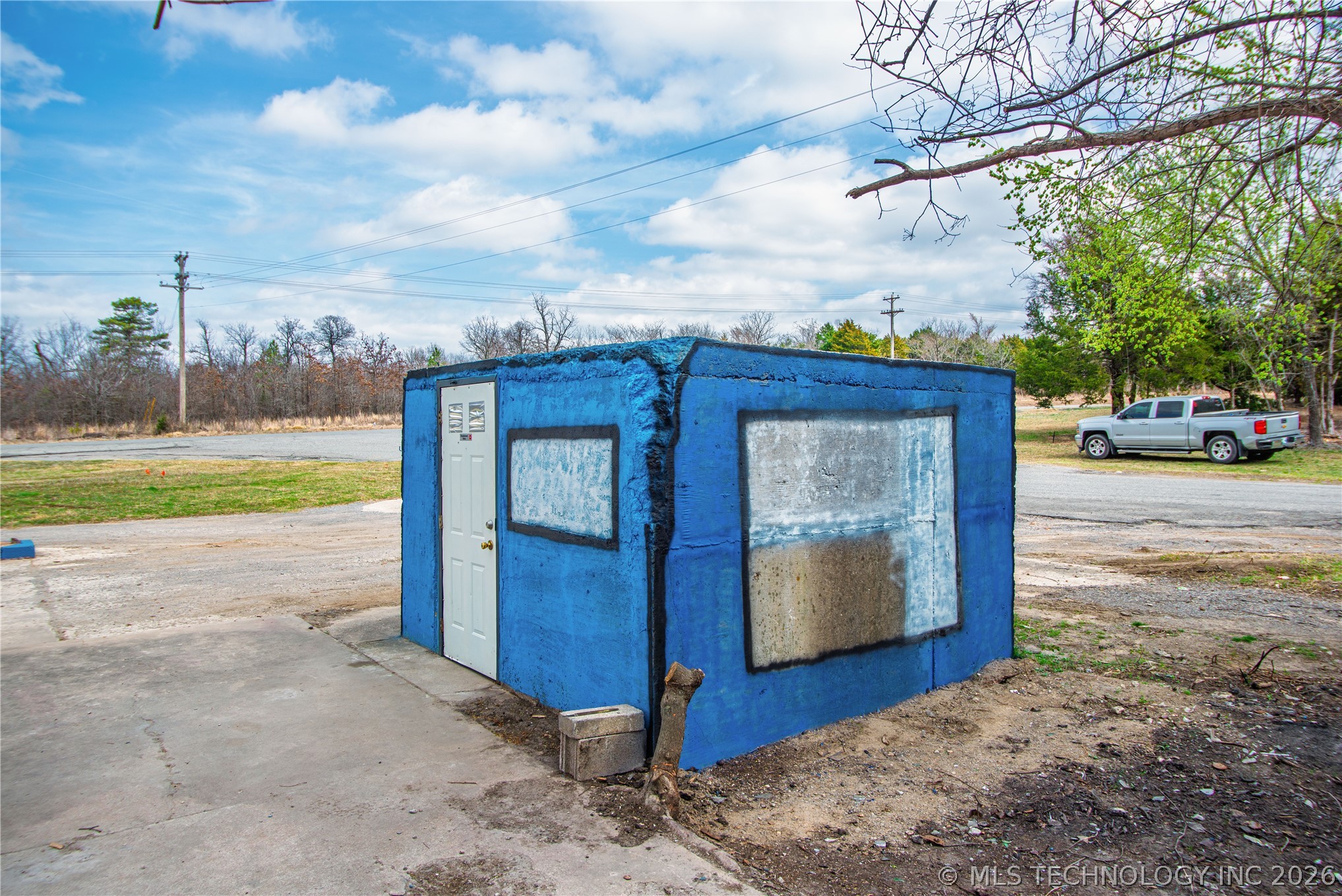 2 E Highway 9 Eufaula OK 74462