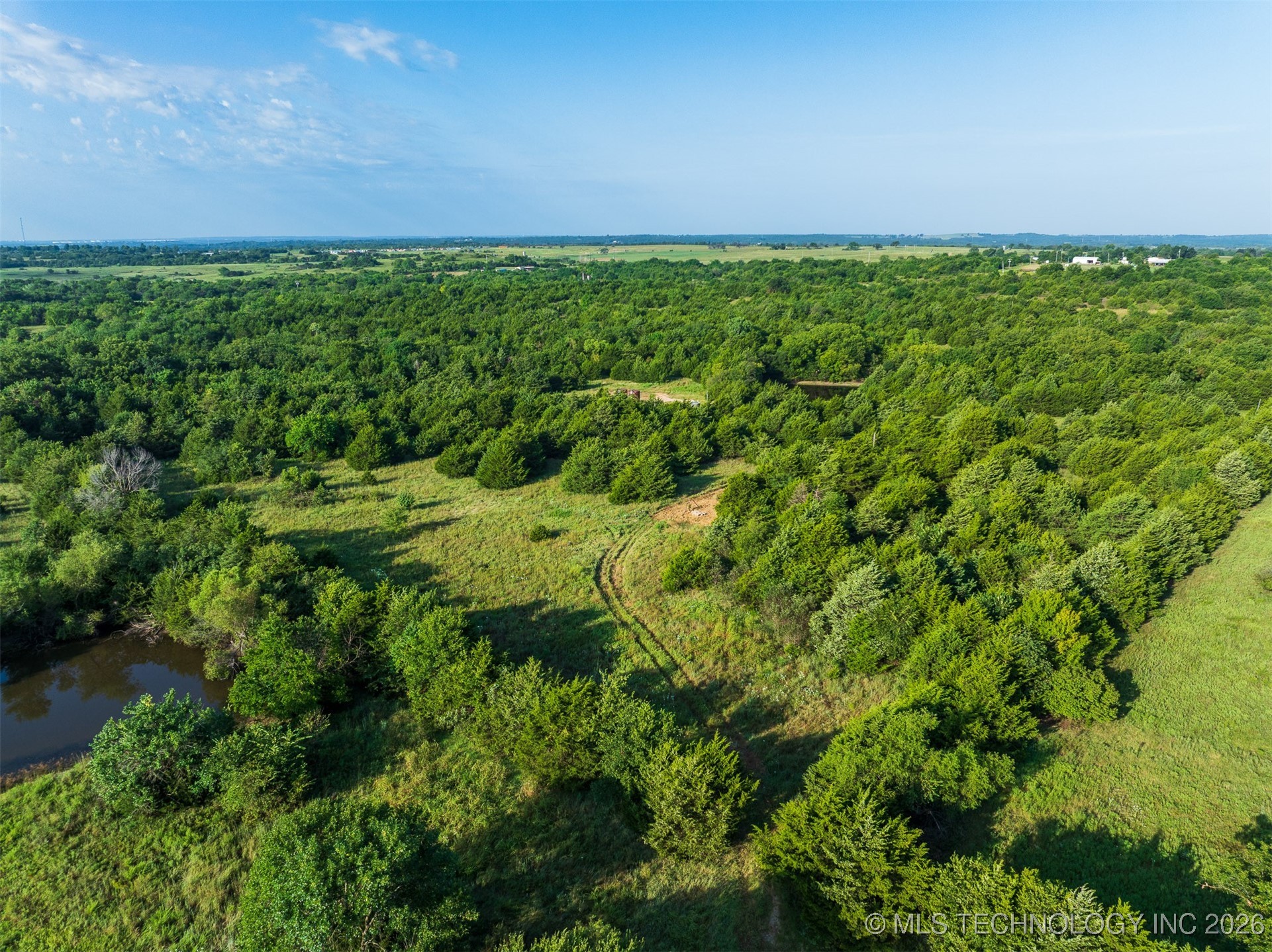 2 E Mcelroy Road Yale OK 74085