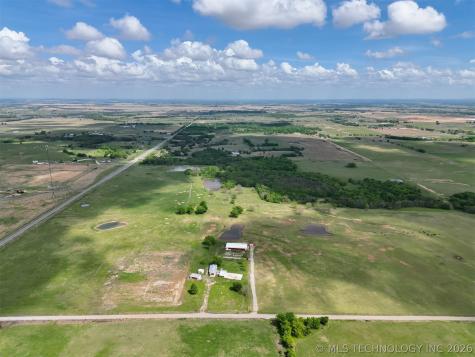 105 S 194th Street W Council Hill OK 74428