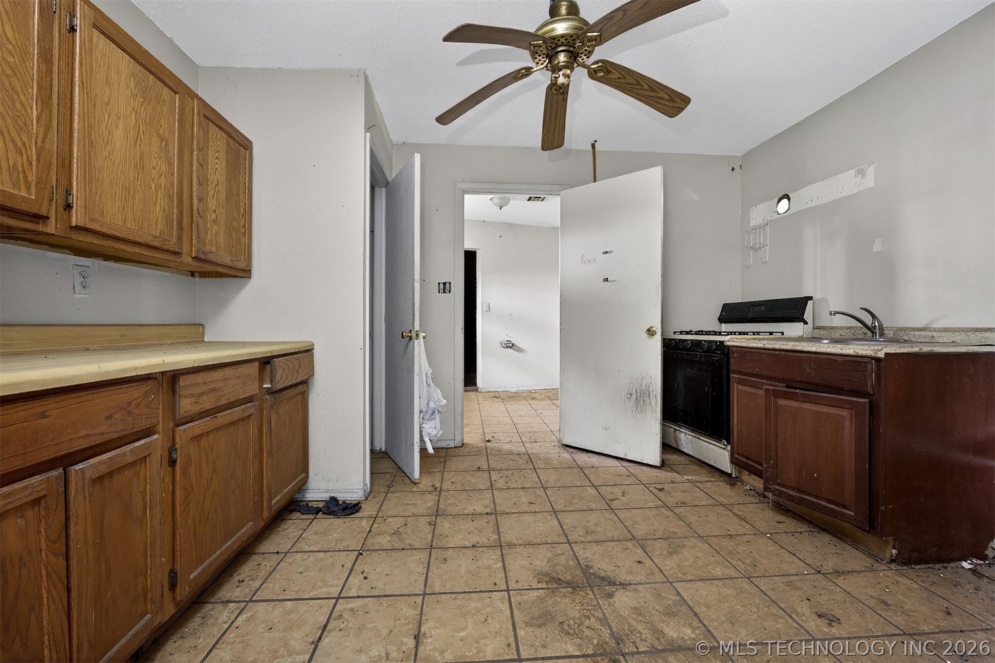 105 S 194th Street W Council Hill OK 74428