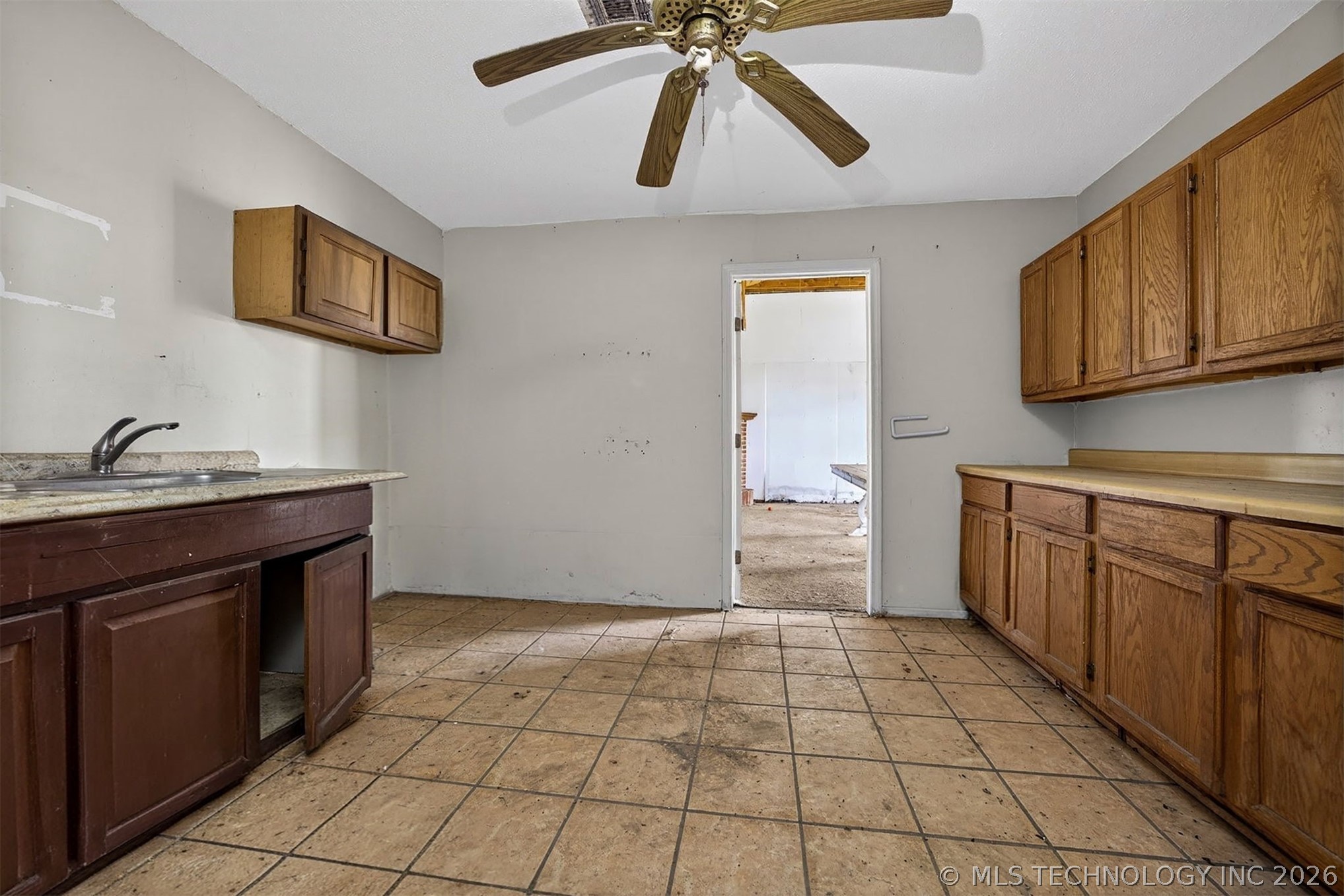 105 S 194th Street W Council Hill OK 74428