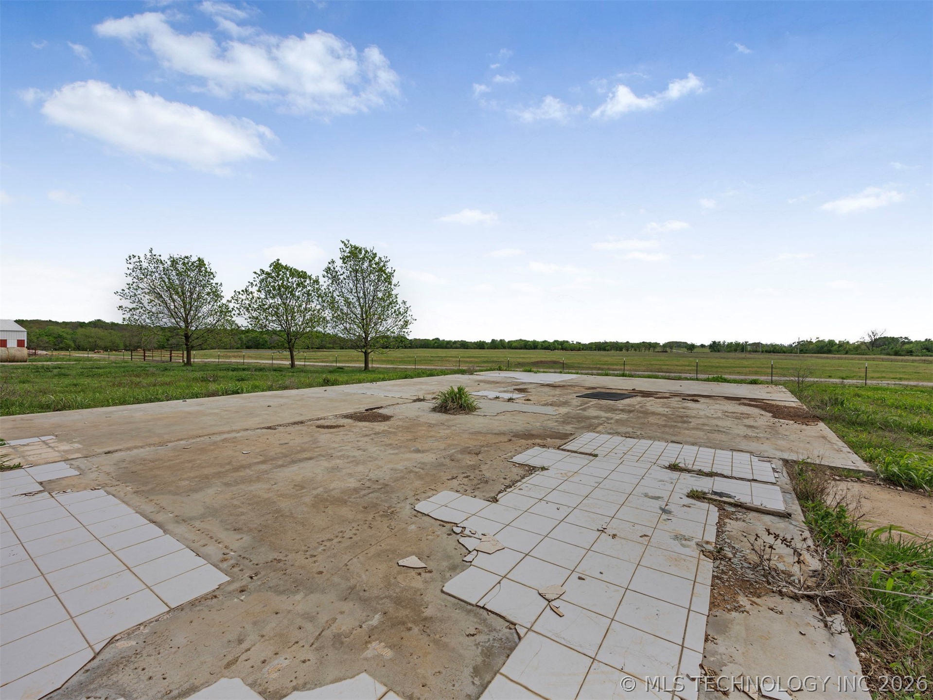 105 S 194th Street W Council Hill OK 74428