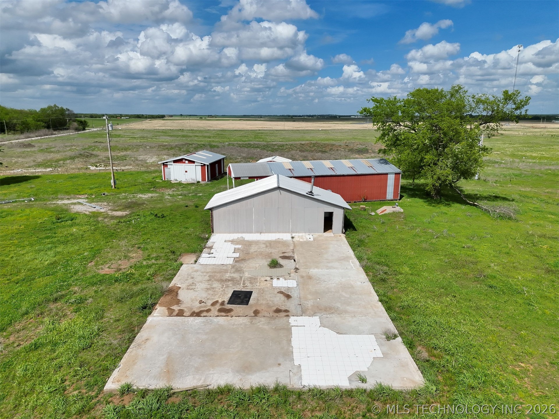 105 S 194th Street W Council Hill OK 74428
