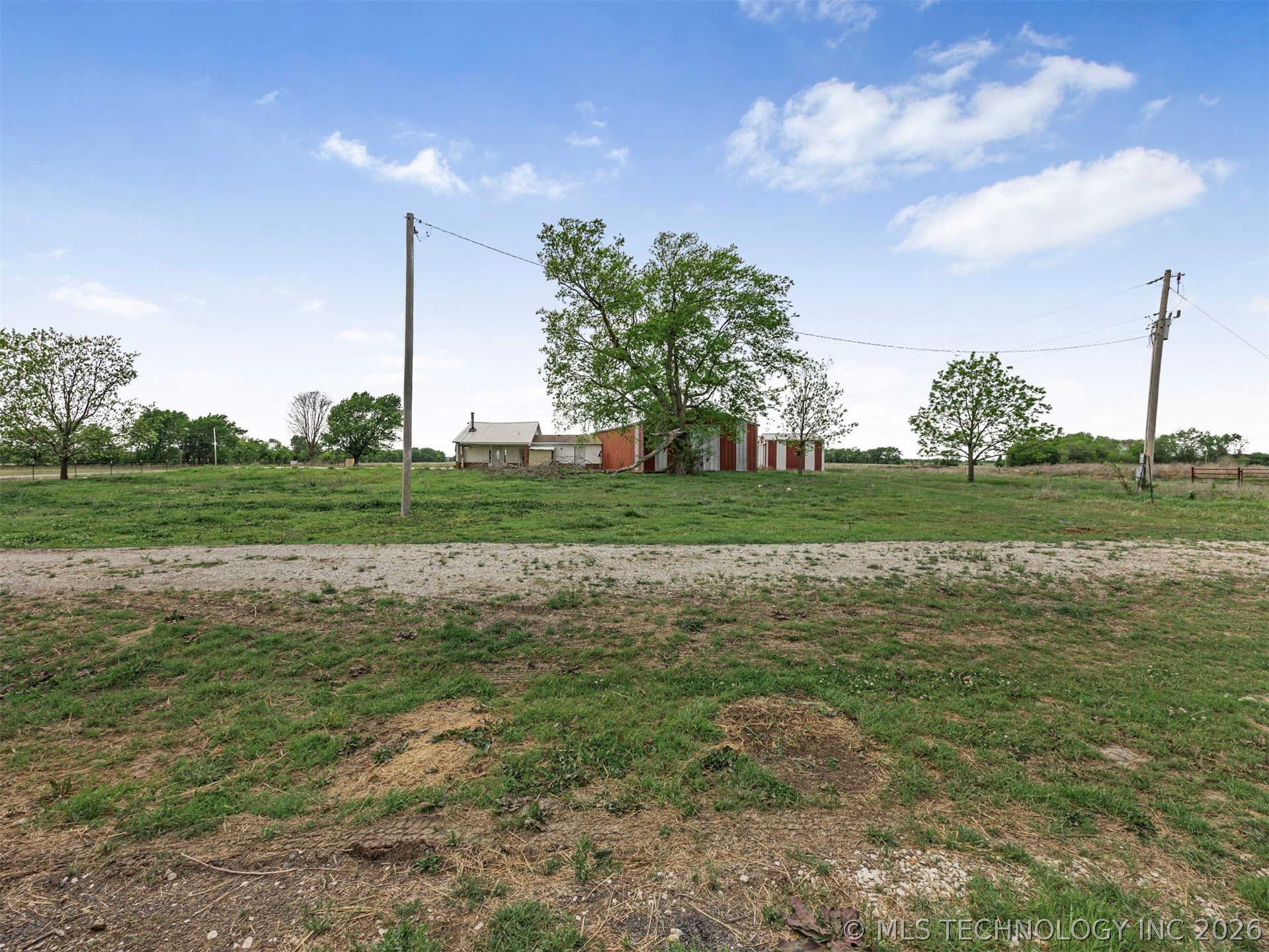 105 S 194th Street W Council Hill OK 74428
