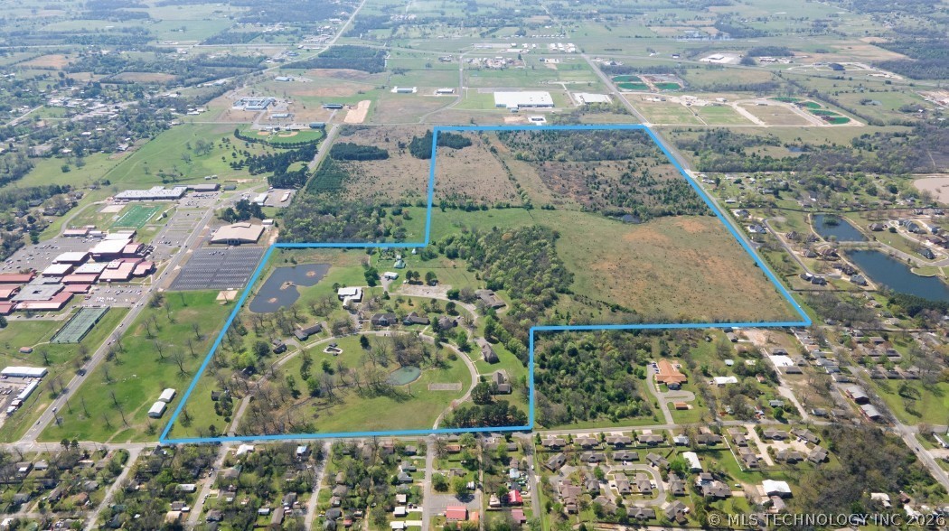 891 W Allen Road Tahlequah OK 74464
