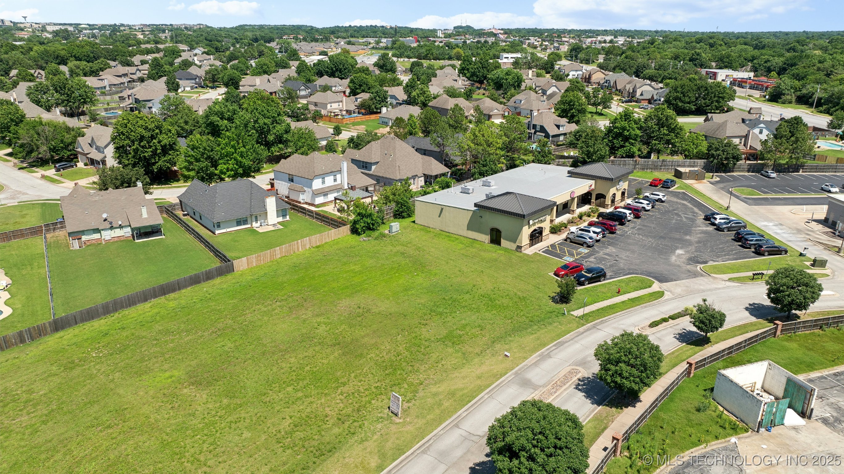 3200 W Lansing Street Broken Arrow OK 74012