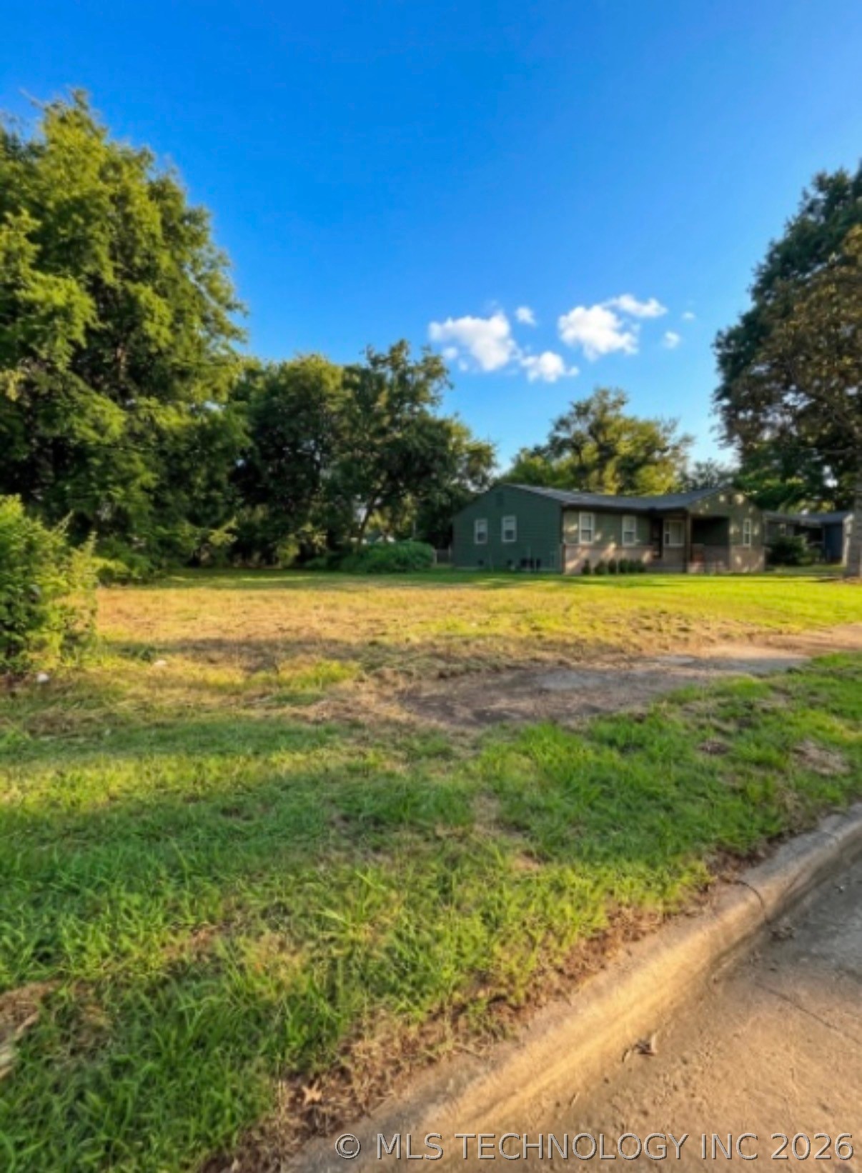 1828 E Young Street N Tulsa OK 74110