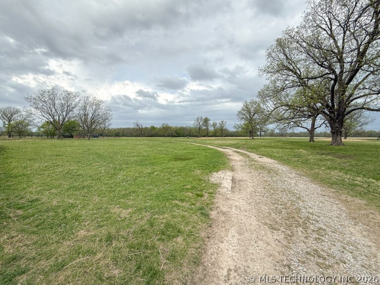 2650 Road Ramona OK 74061