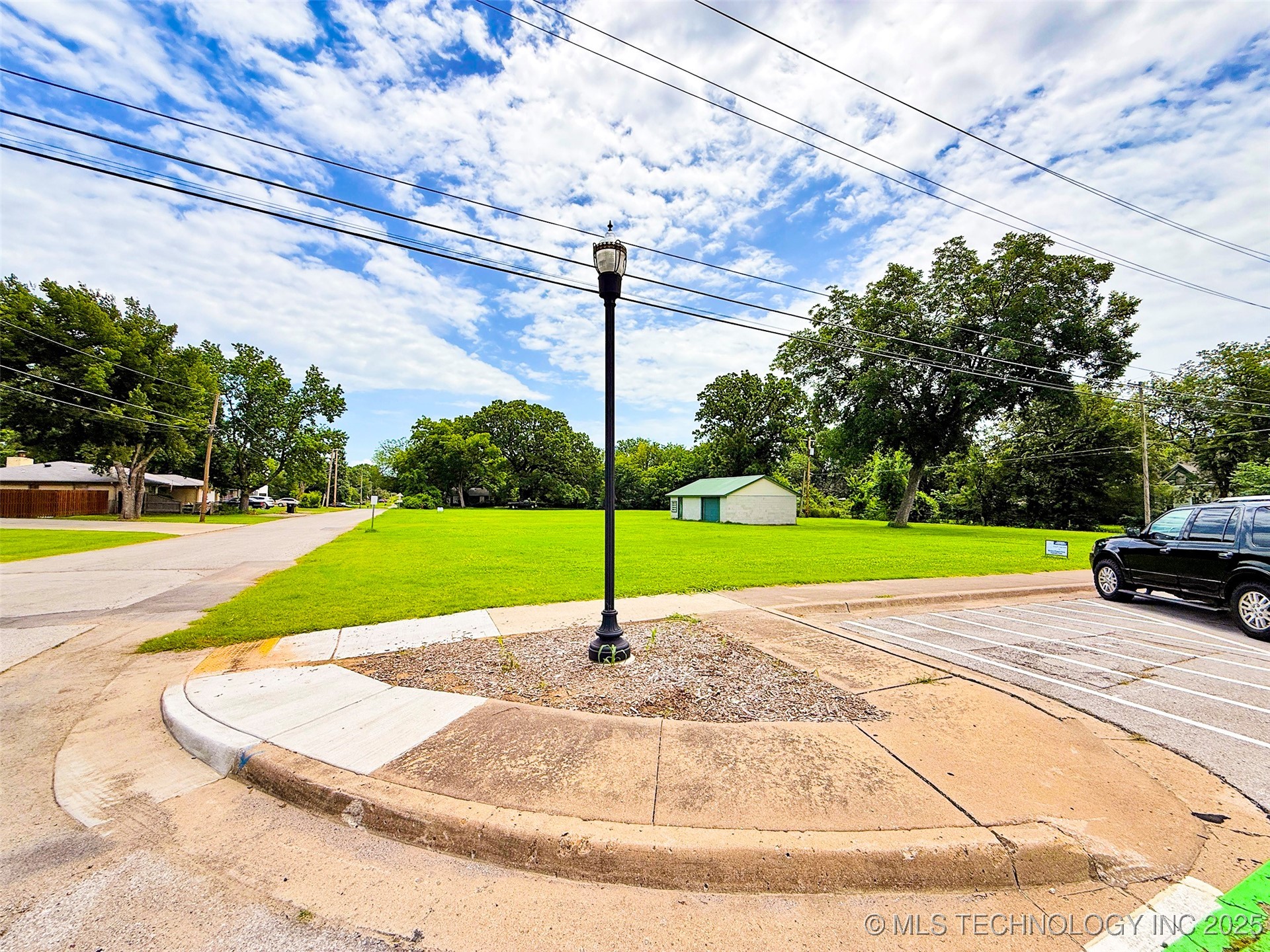 905 S Main Street Broken Arrow OK 74012
