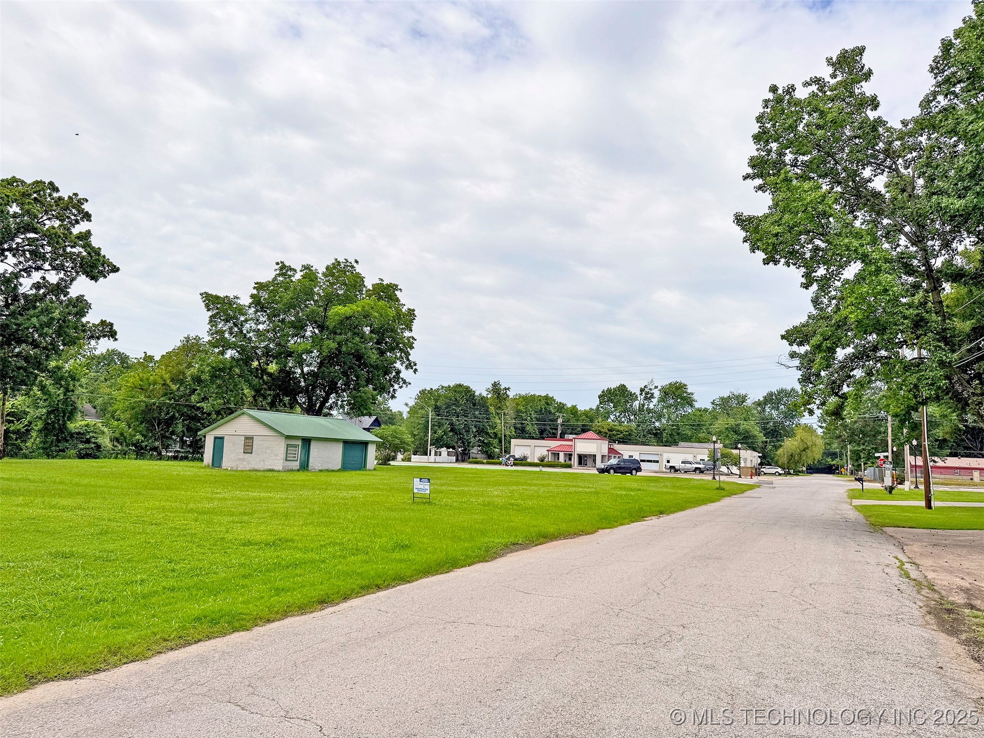 905 S Main Street Broken Arrow OK 74012