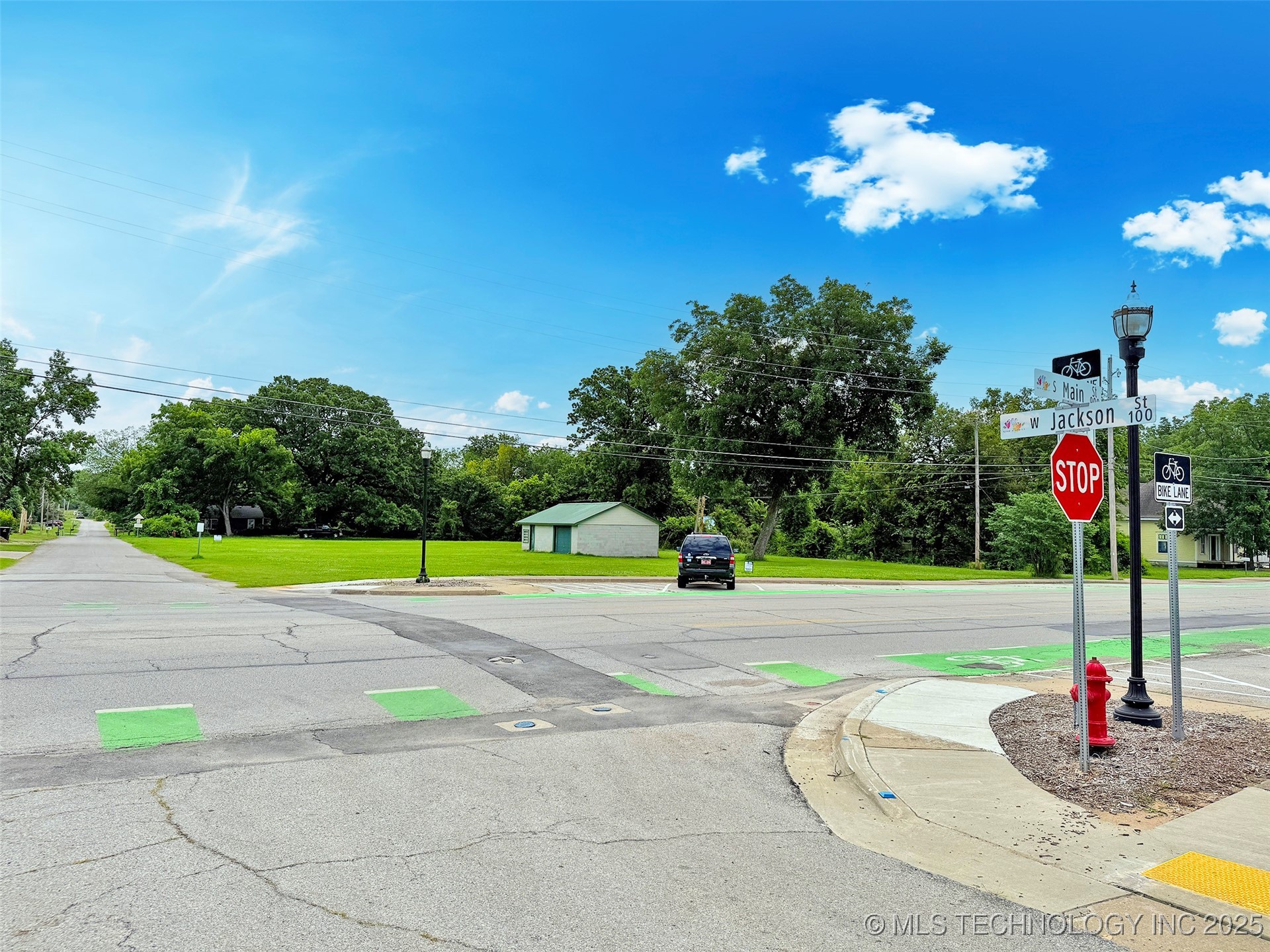 905 S Main Street Broken Arrow OK 74012