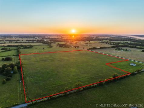 02 Old Highway 10 Miami OK 74354