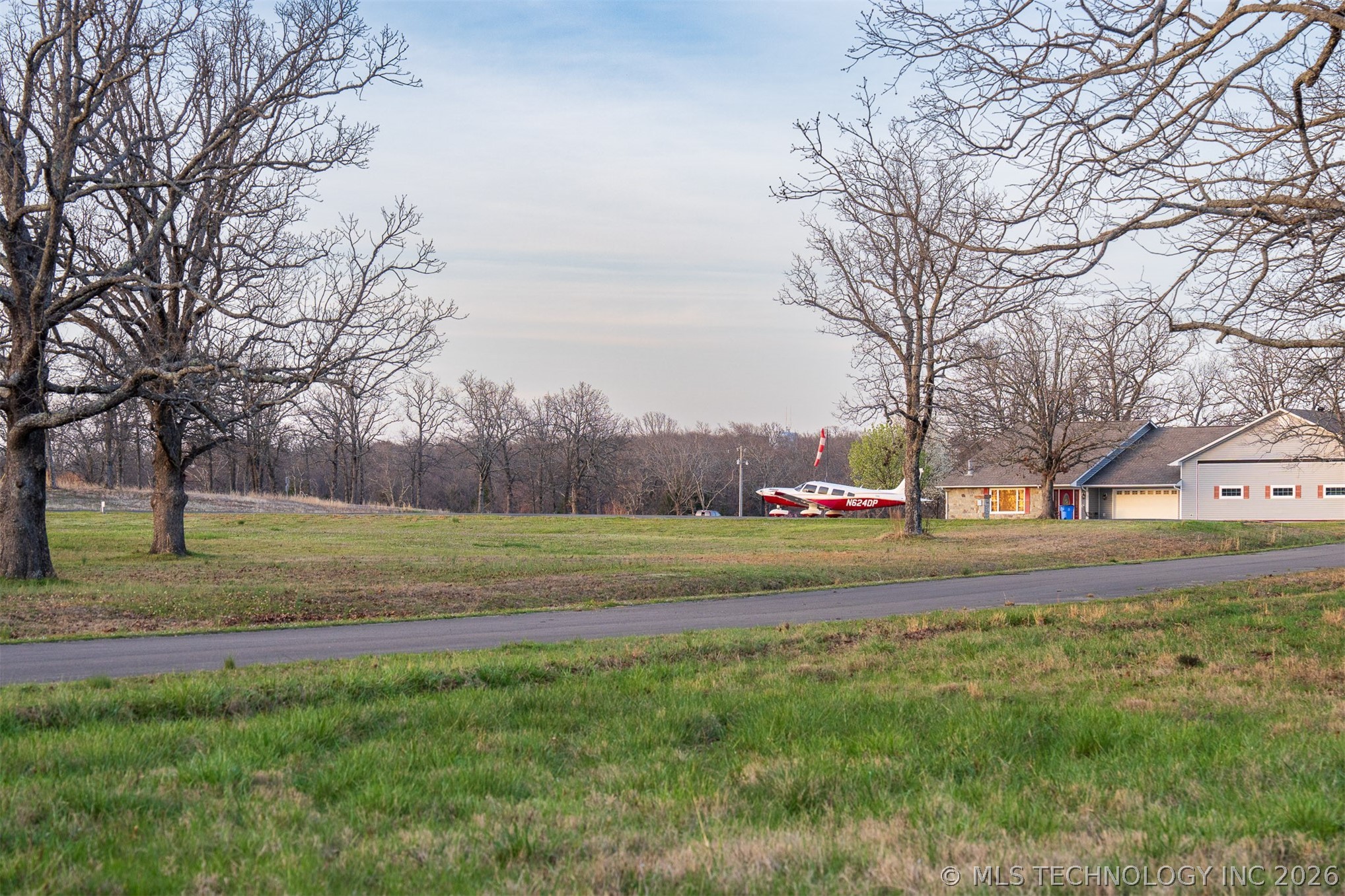Summit Road Cookson OK 74427