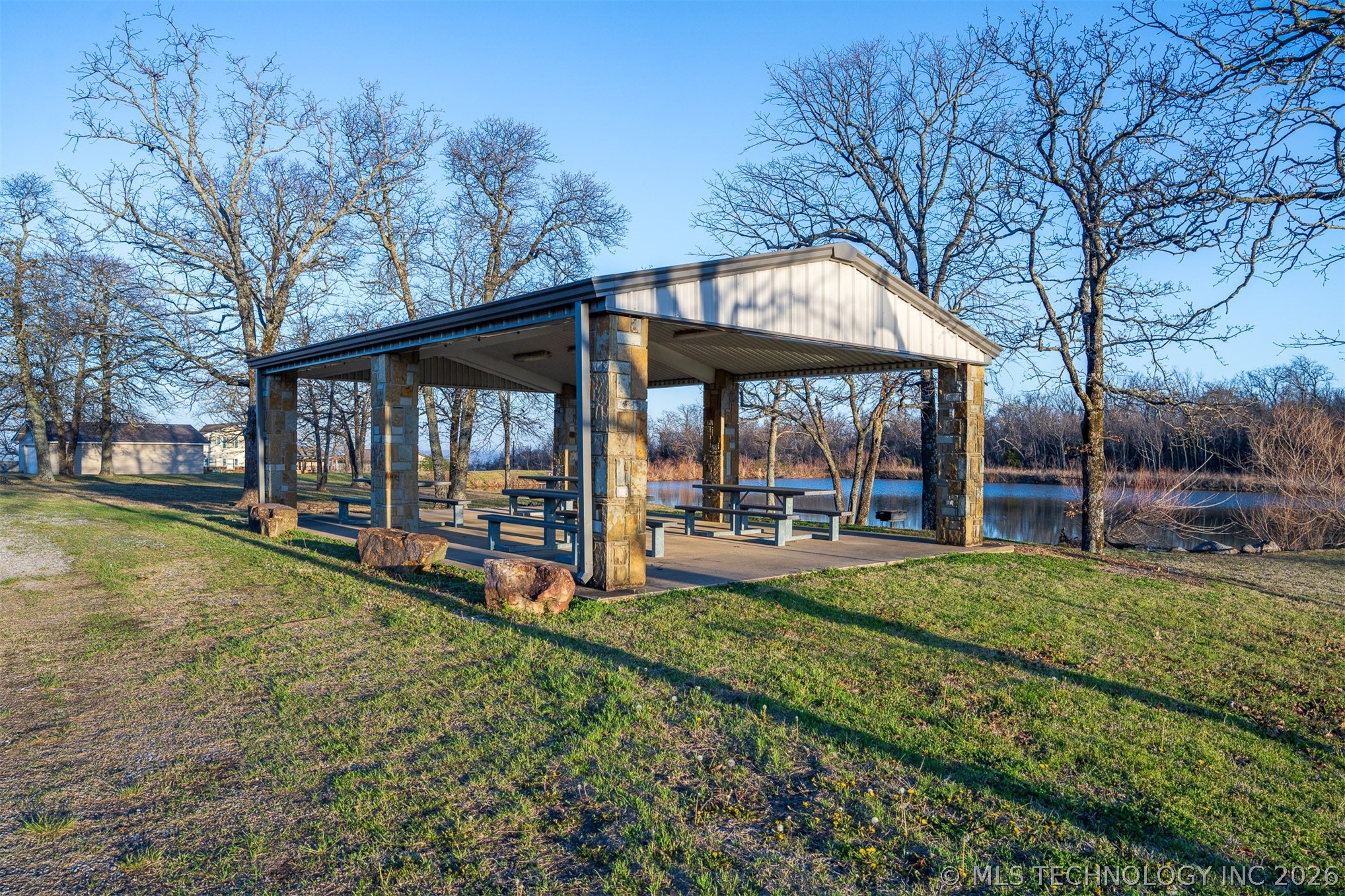 Summit Road Cookson OK 74427