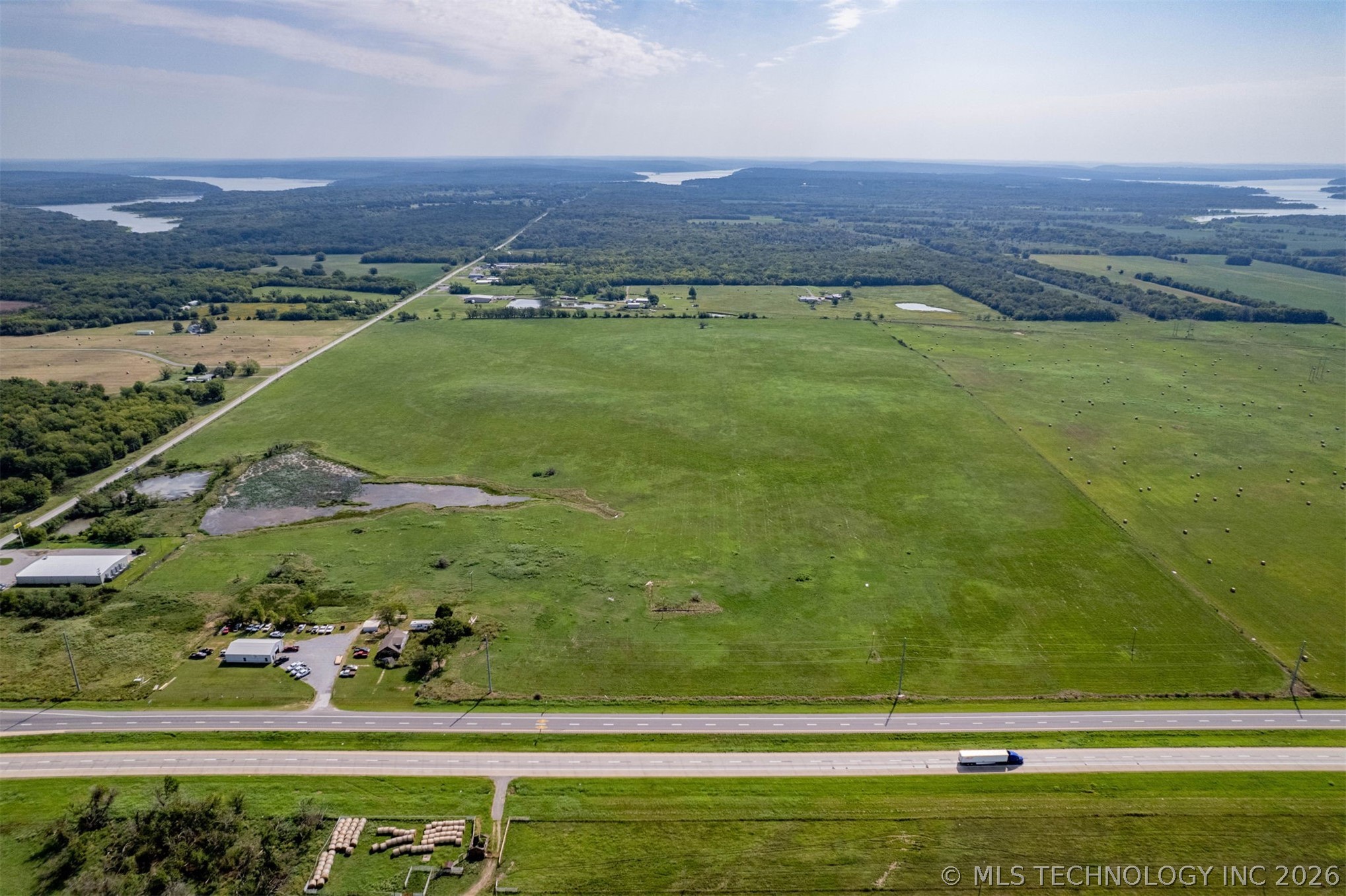 1 White Horn Cove Road Wagoner OK 74467