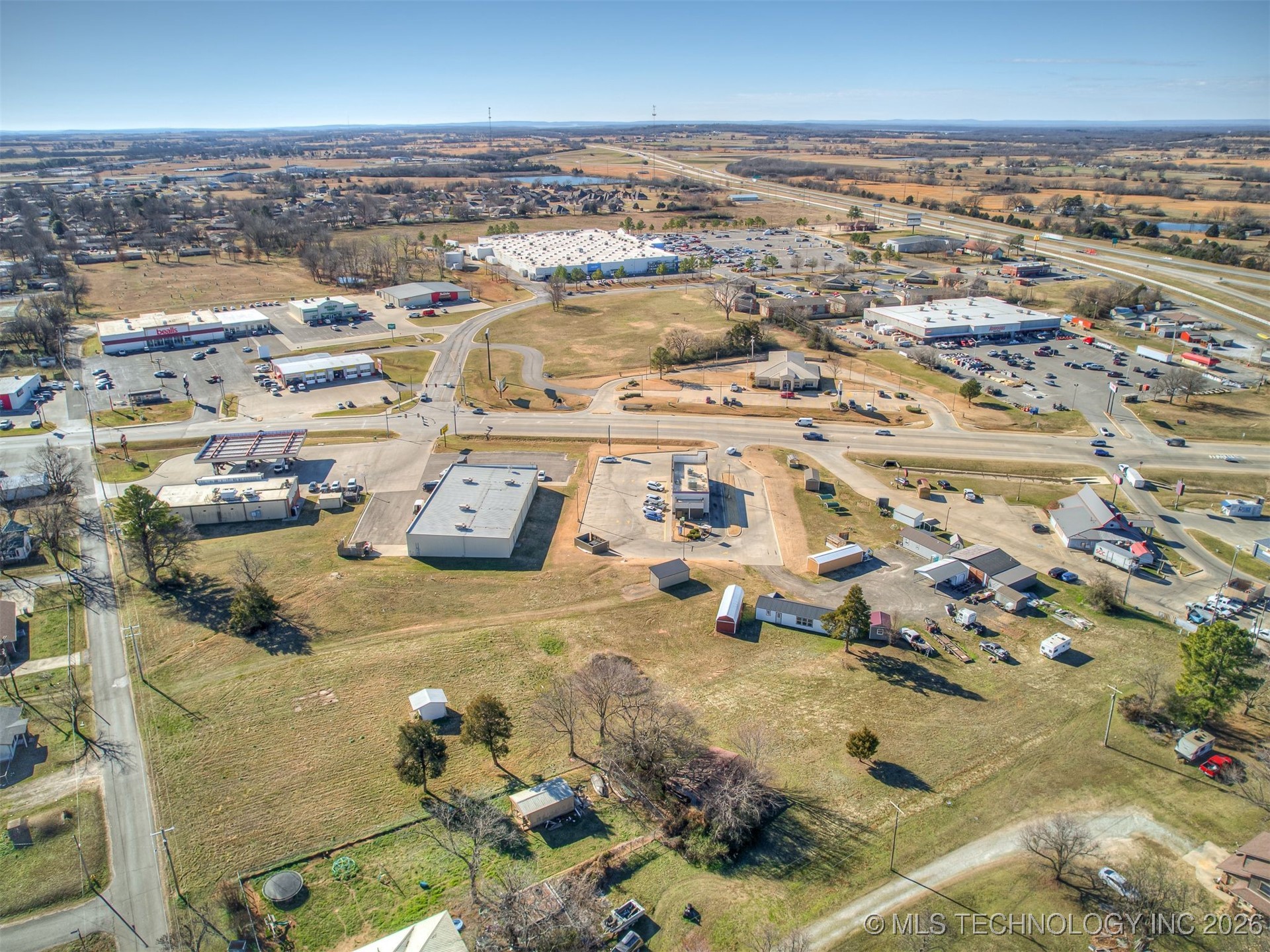 1107 W Gentry Avenue Checotah OK 74426