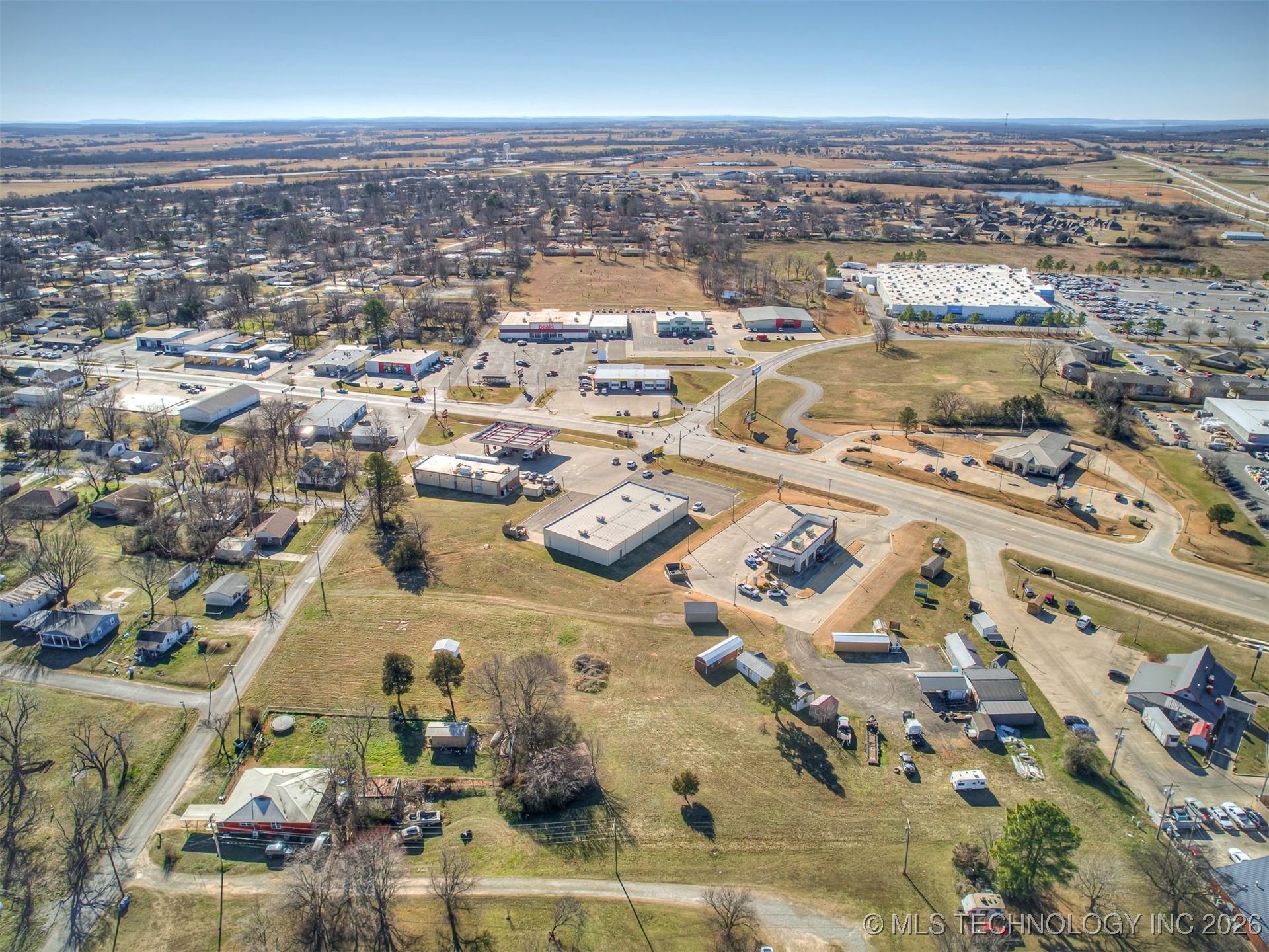 1107 W Gentry Avenue Checotah OK 74426