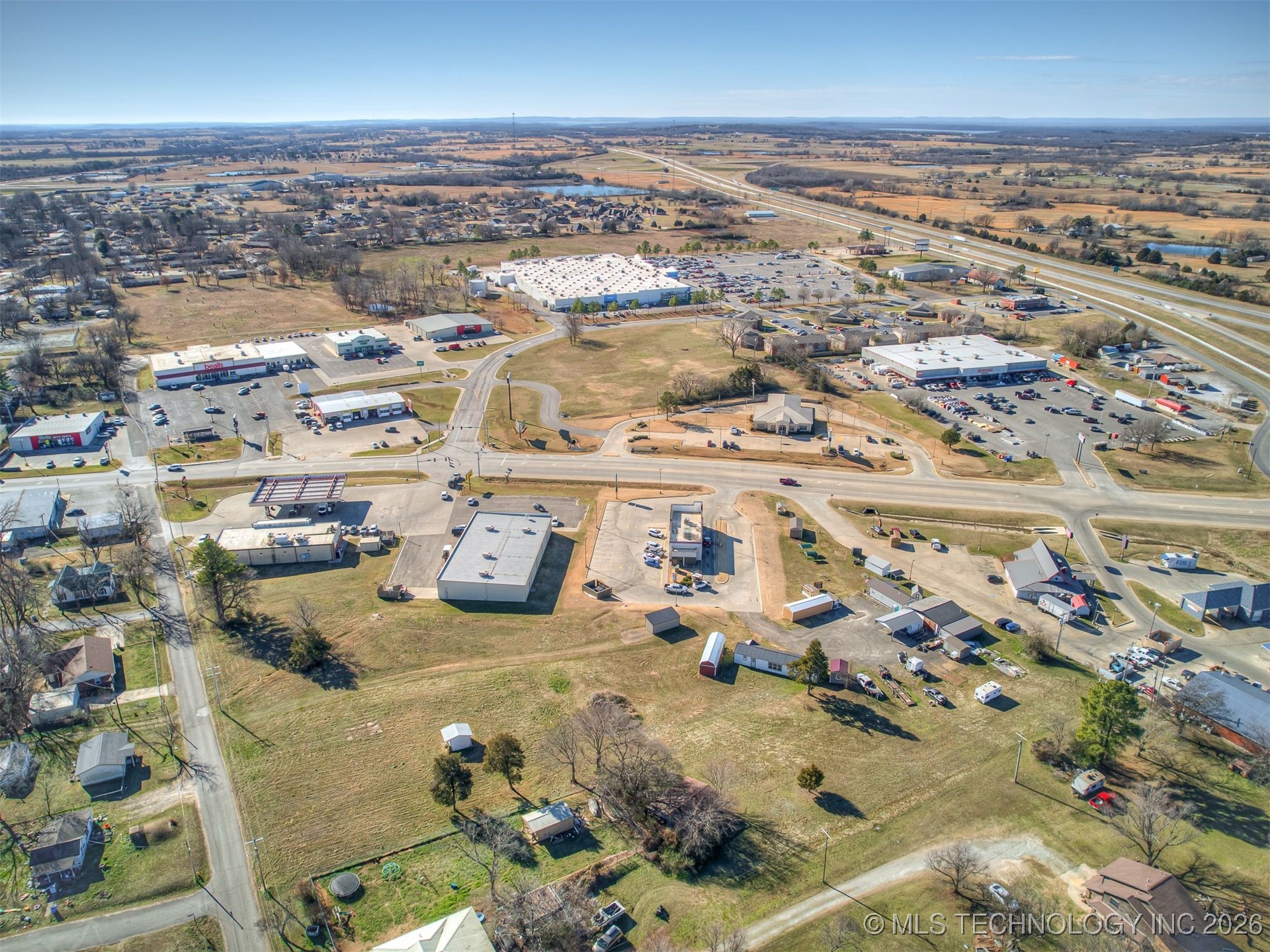 1107 W Gentry Avenue Checotah OK 74426
