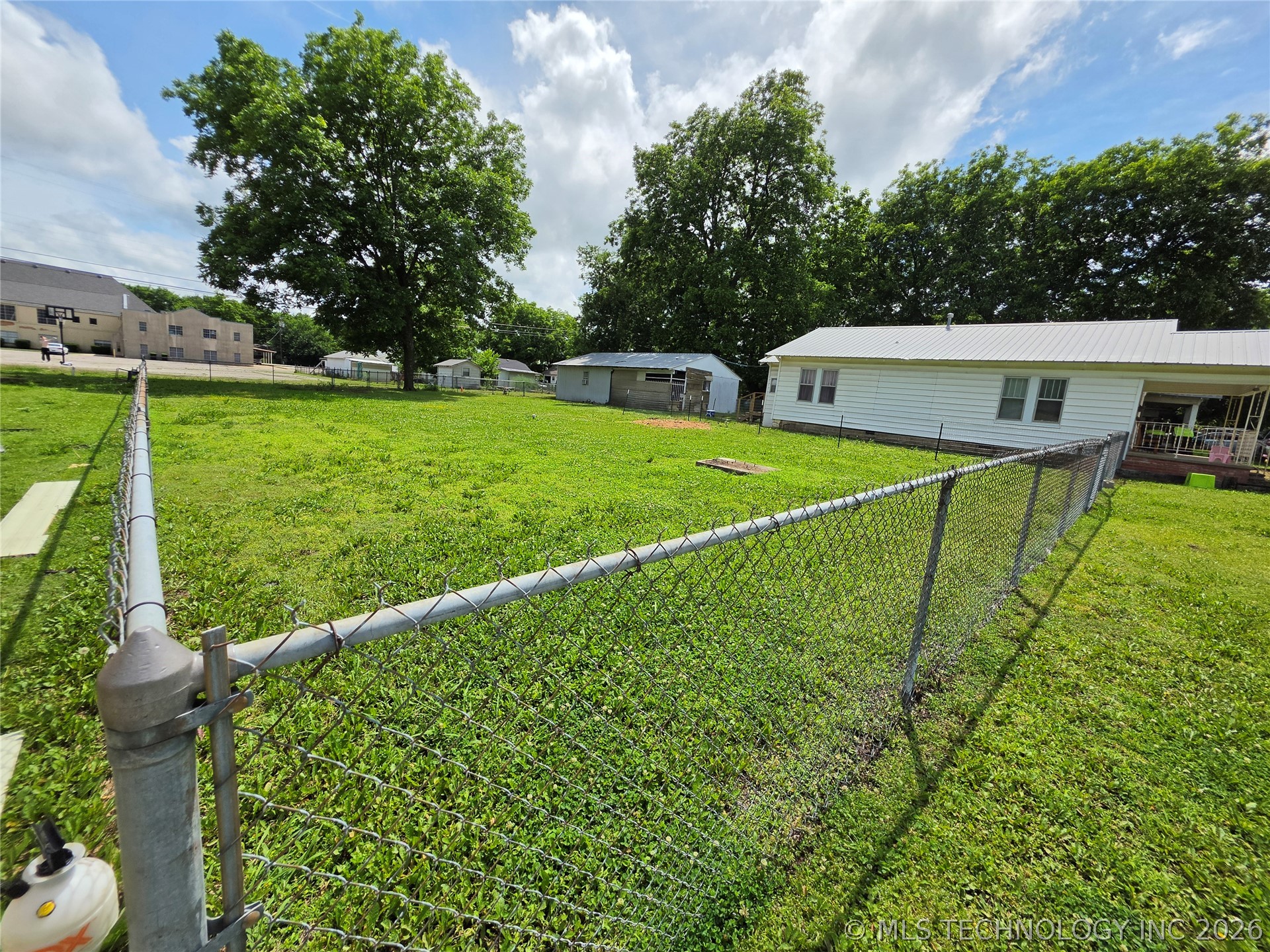 607 W 5th Street Ada OK 74820