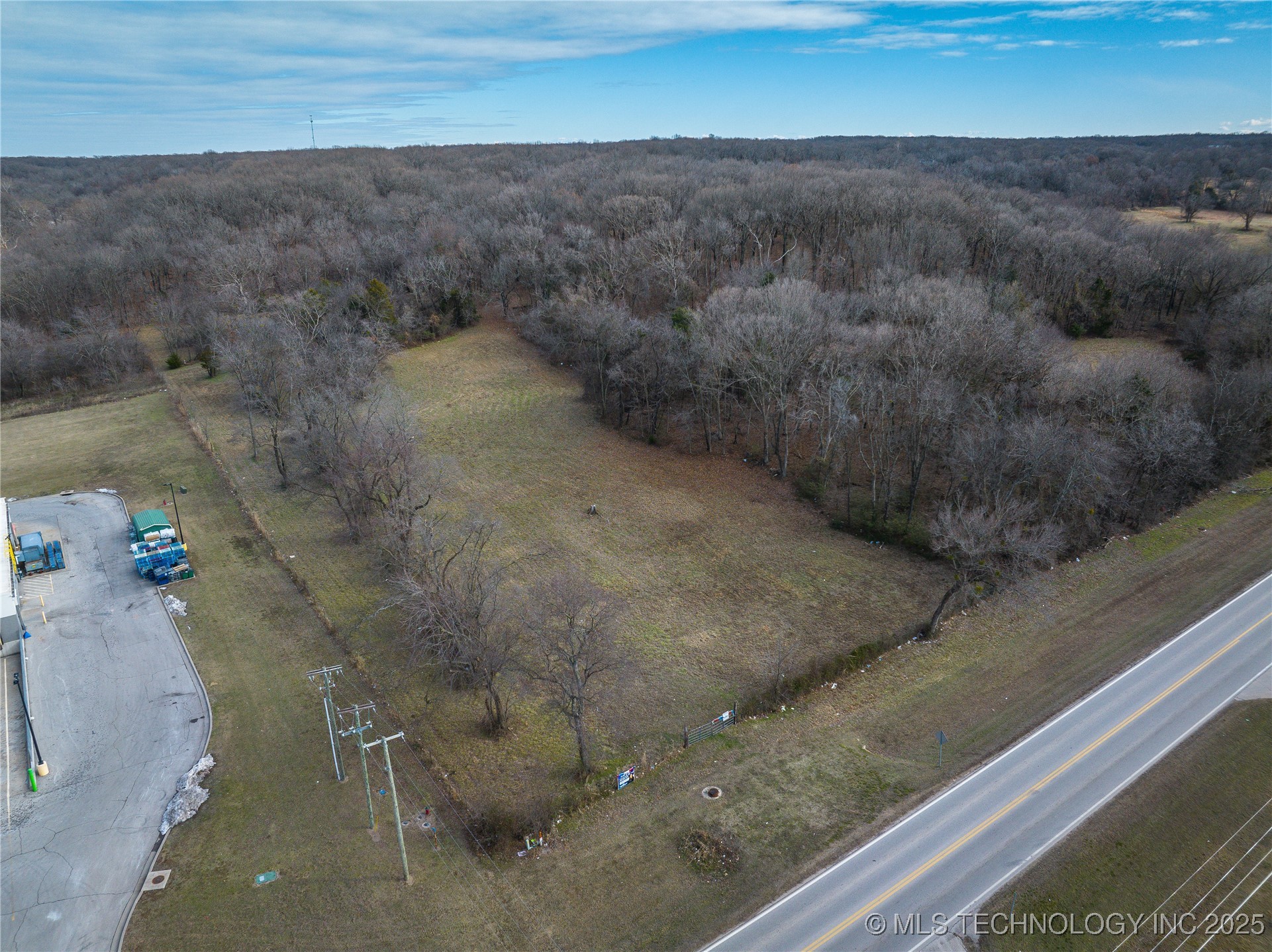Highway 82 S Locust Grove OK 74352