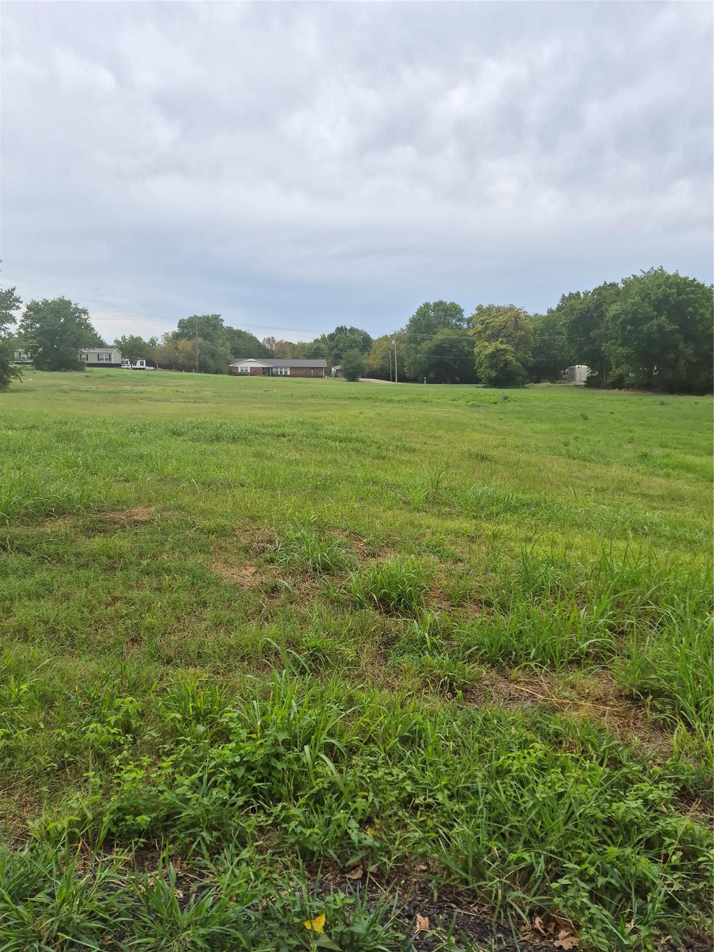 737 NW 4 Street Checotah OK 74426