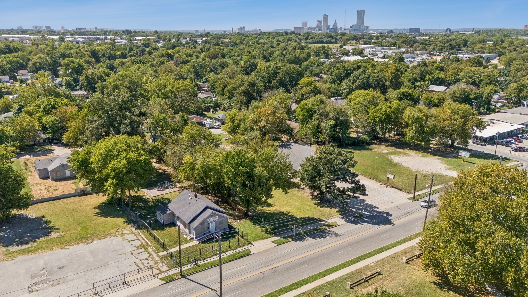 2122 E Pine Street Tulsa OK 74110