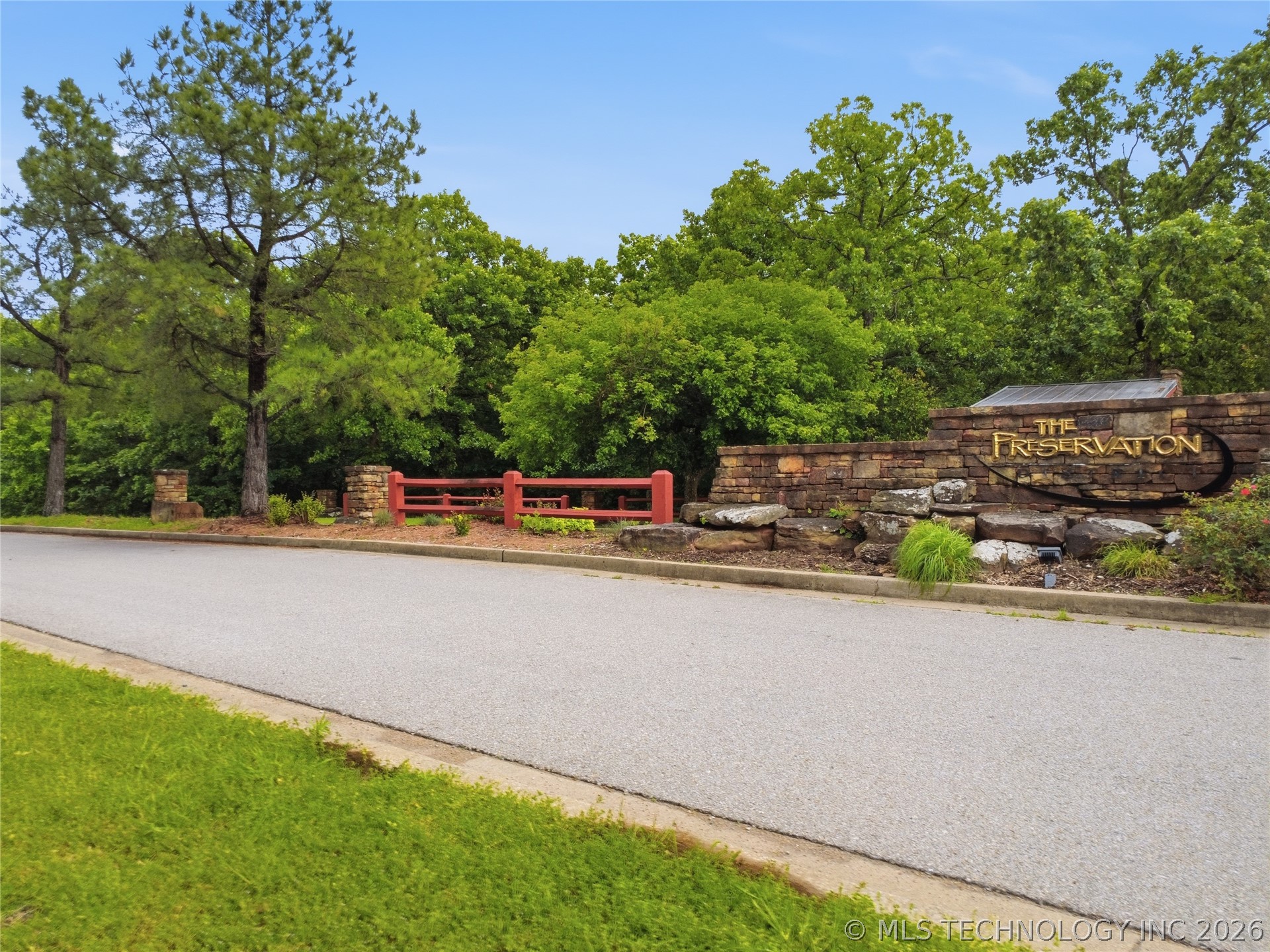 Cliff Drive Sand Springs OK 74063